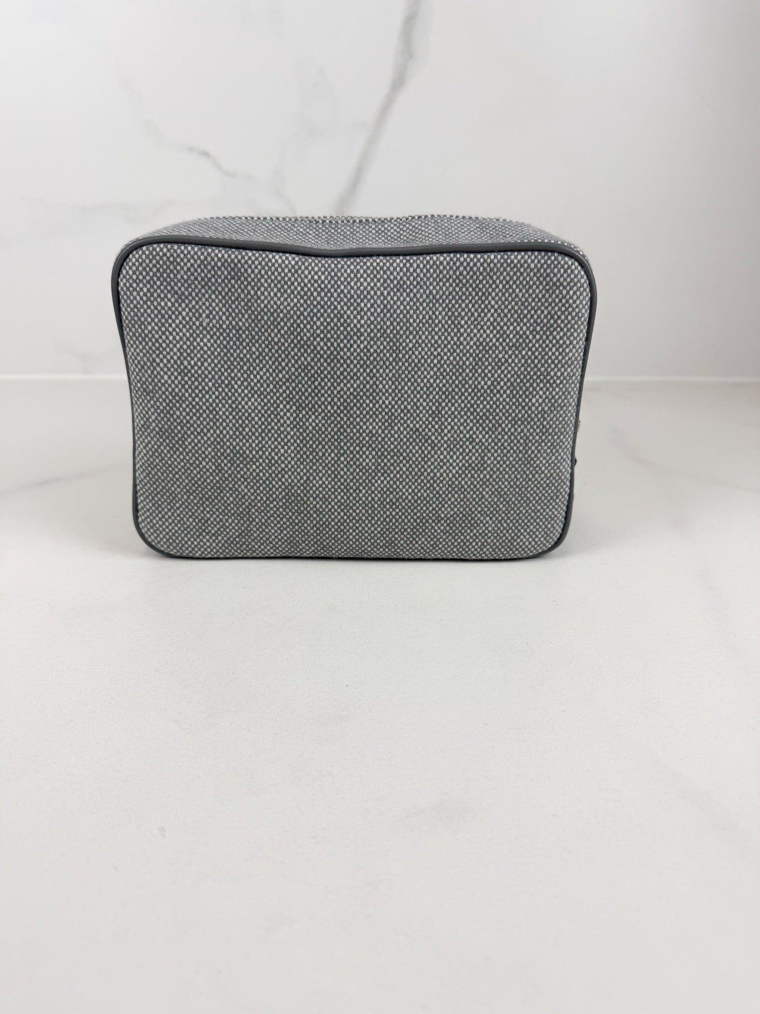 Hermes Chapitre H Cavalier Case in Gris