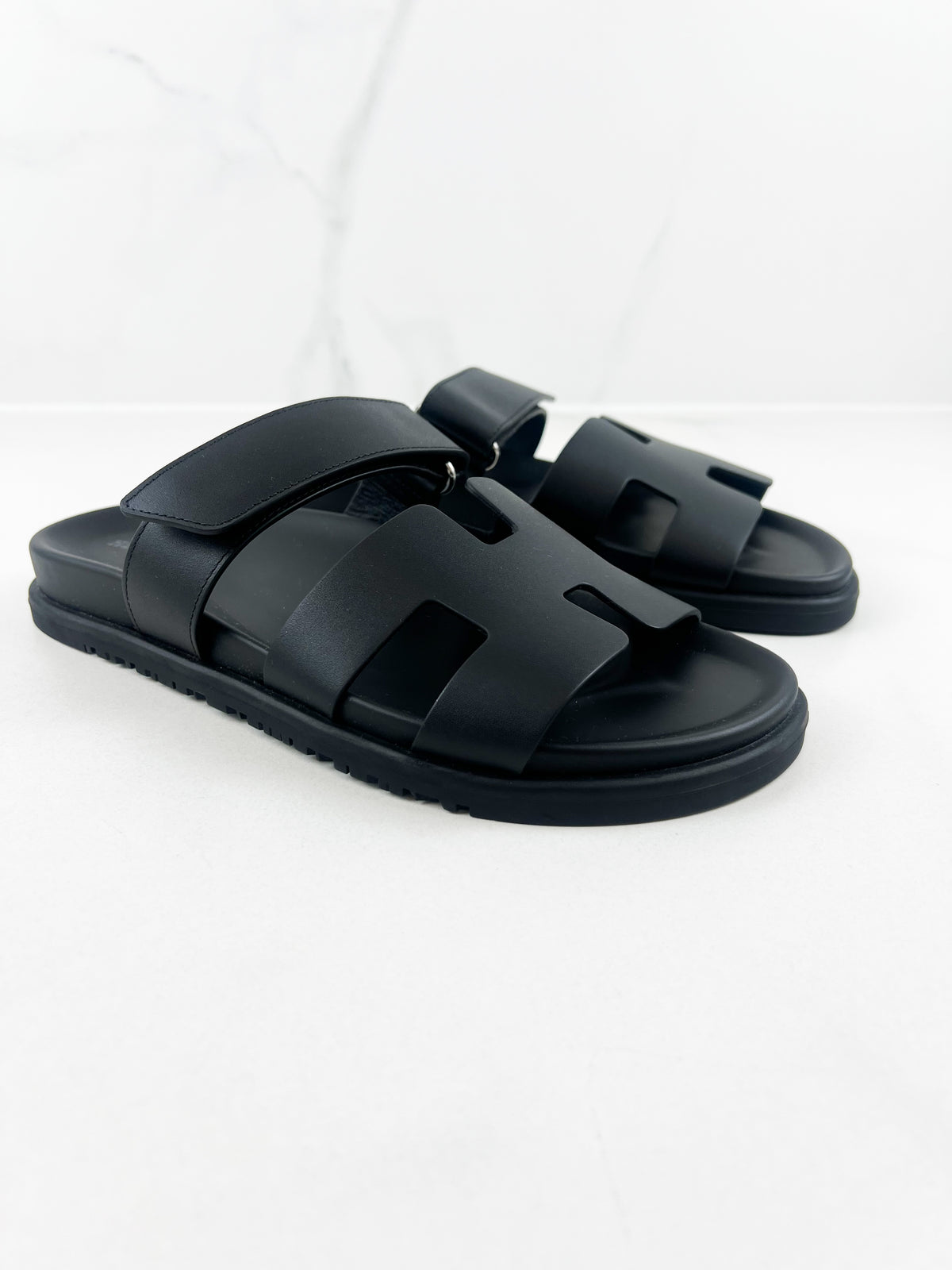 Hermes Chypre Sandals Noir Size 39