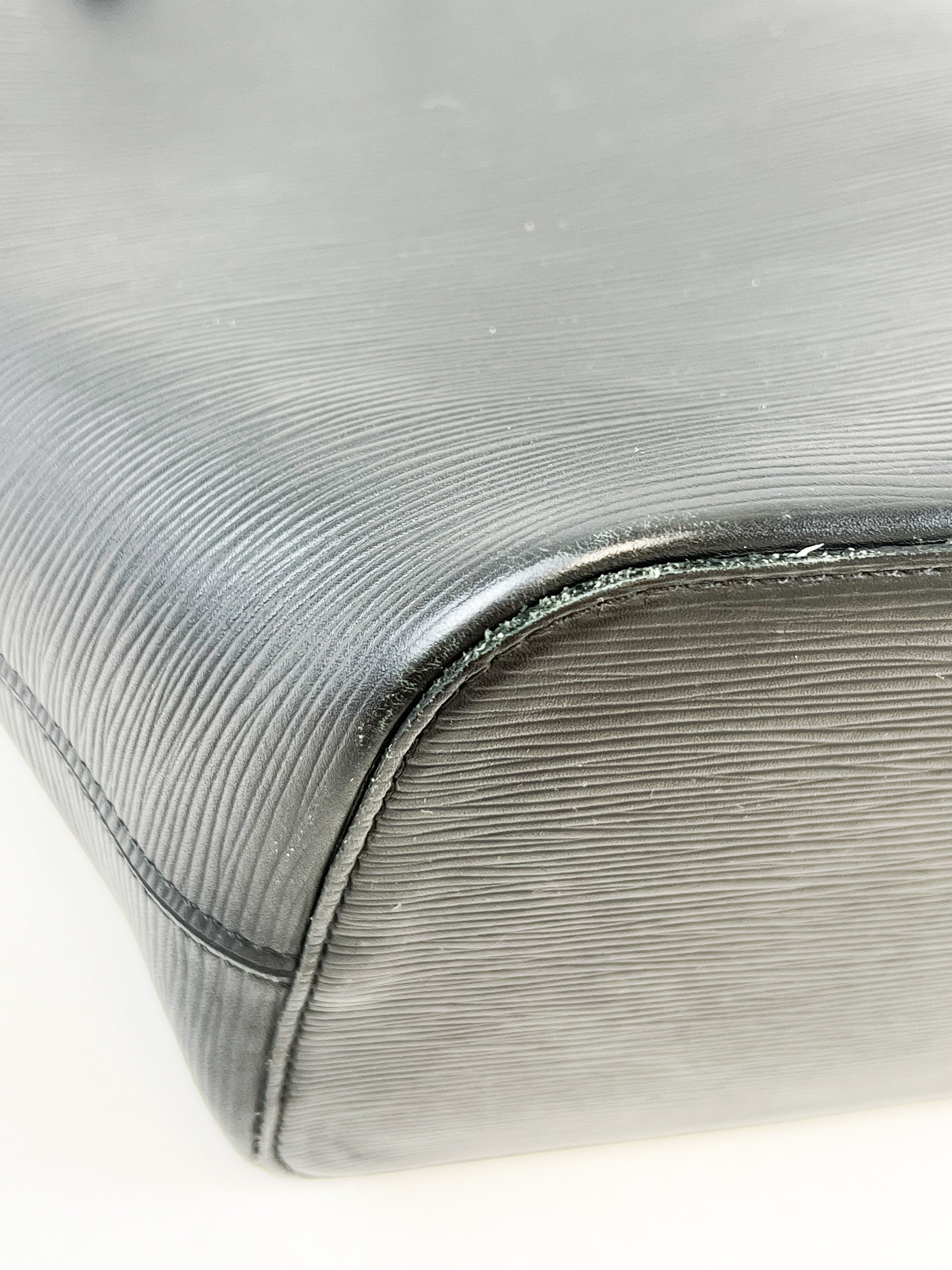 Louis Vuitton Epi Leather Neverfull MM