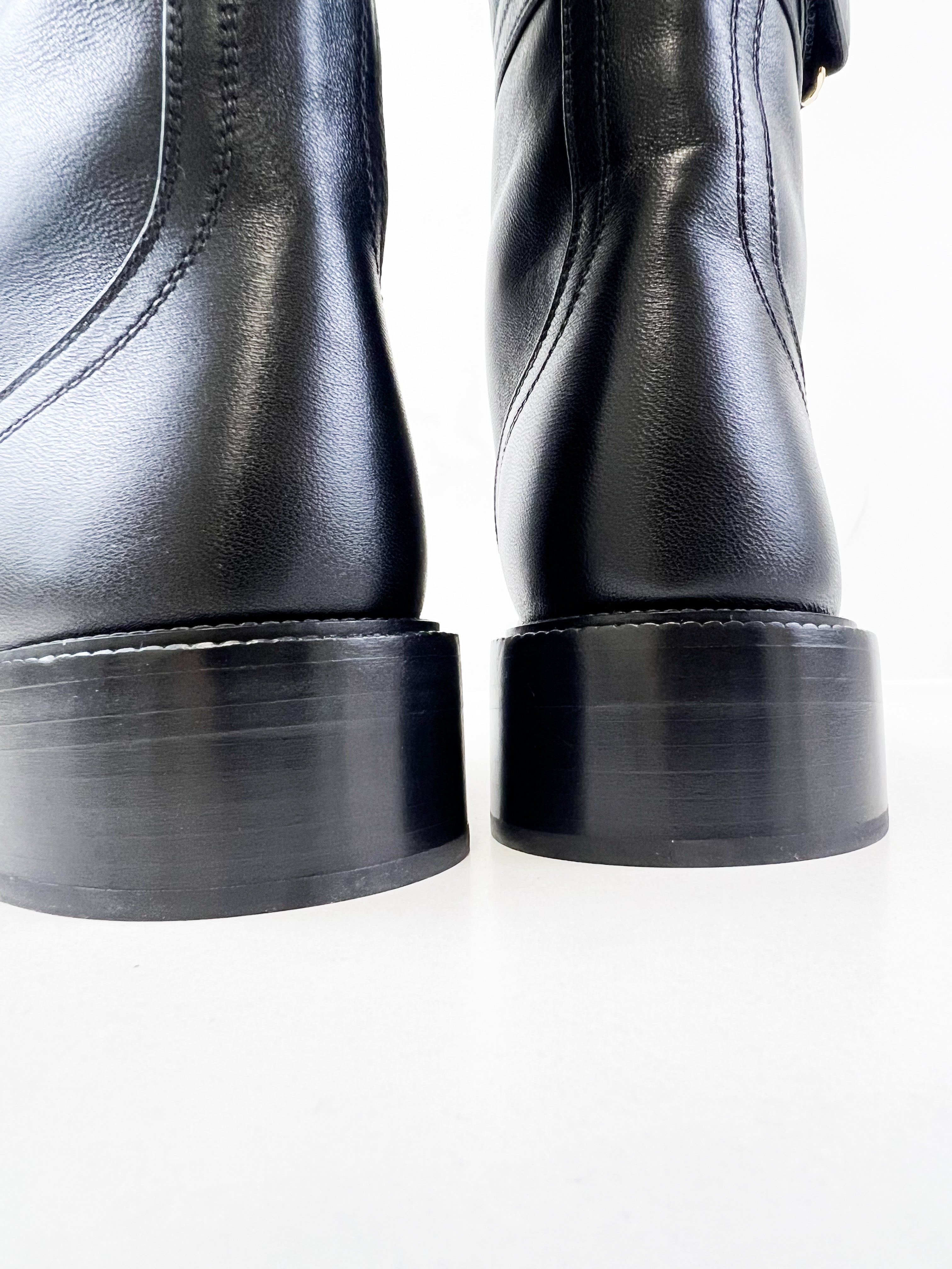 Chanel 21B Lace Up Combat Boot Size 40.5