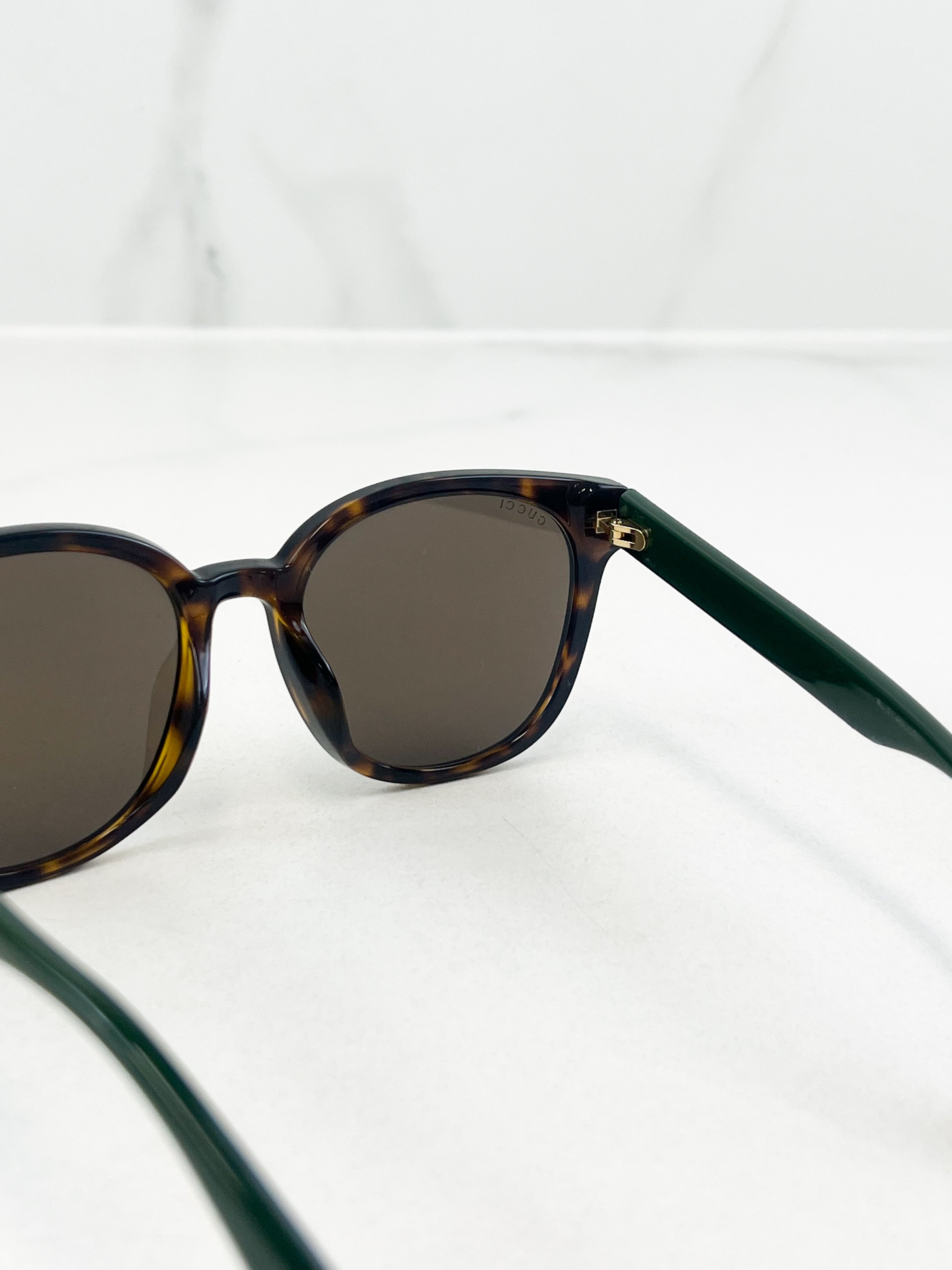 Gucci Black GG Logo Sunglasses