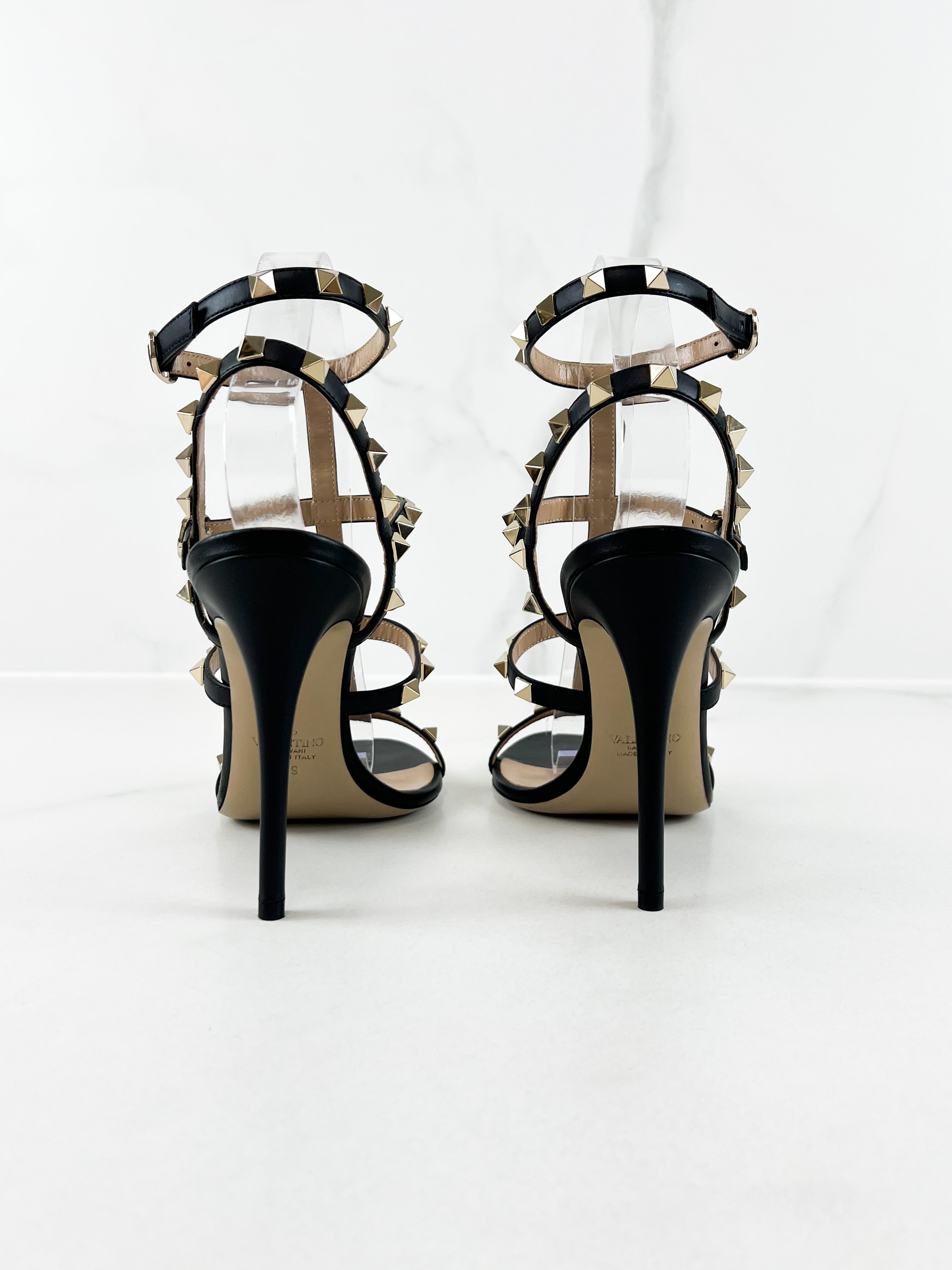 Valentino Rockstud Leather Sandals Size 39