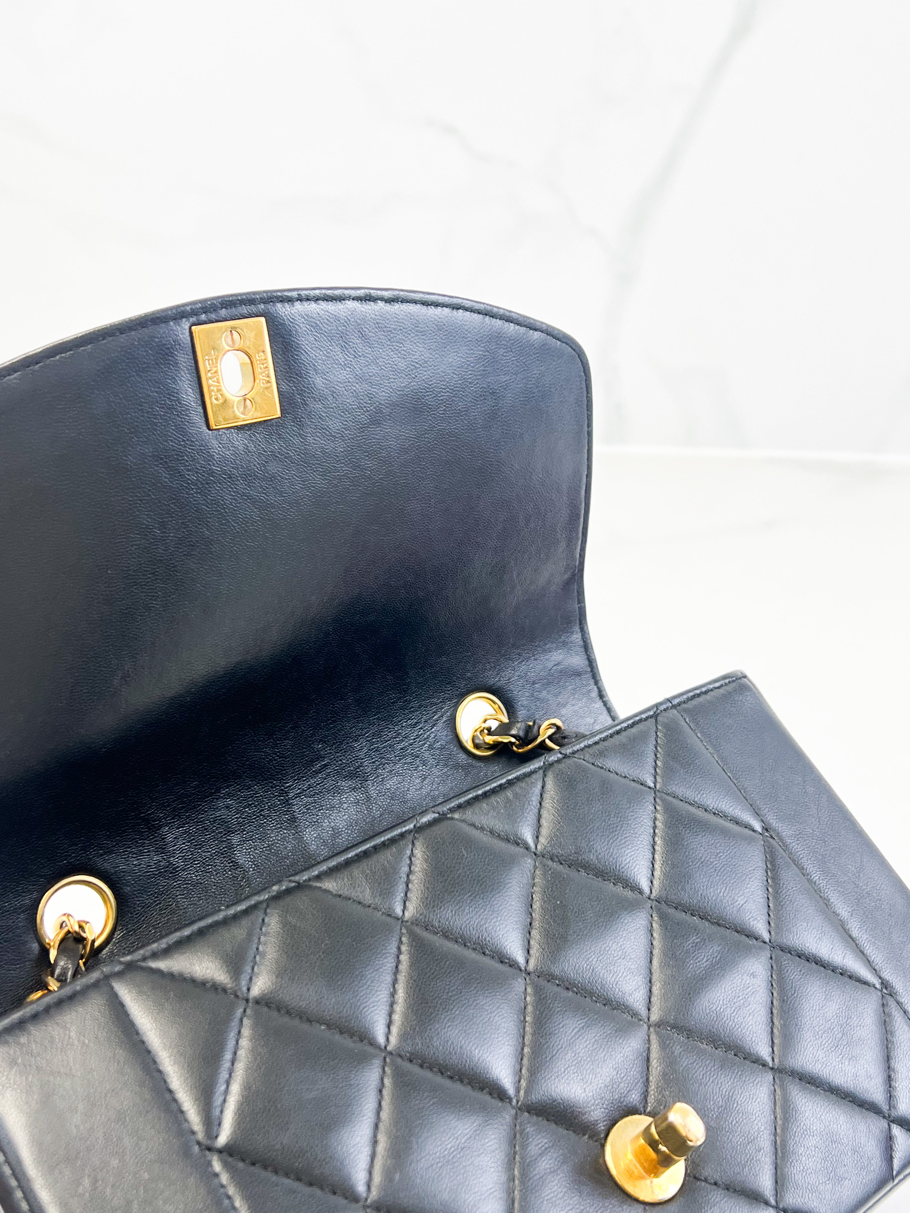 Chanel Vintage Diana Flap Medium Lambskin
