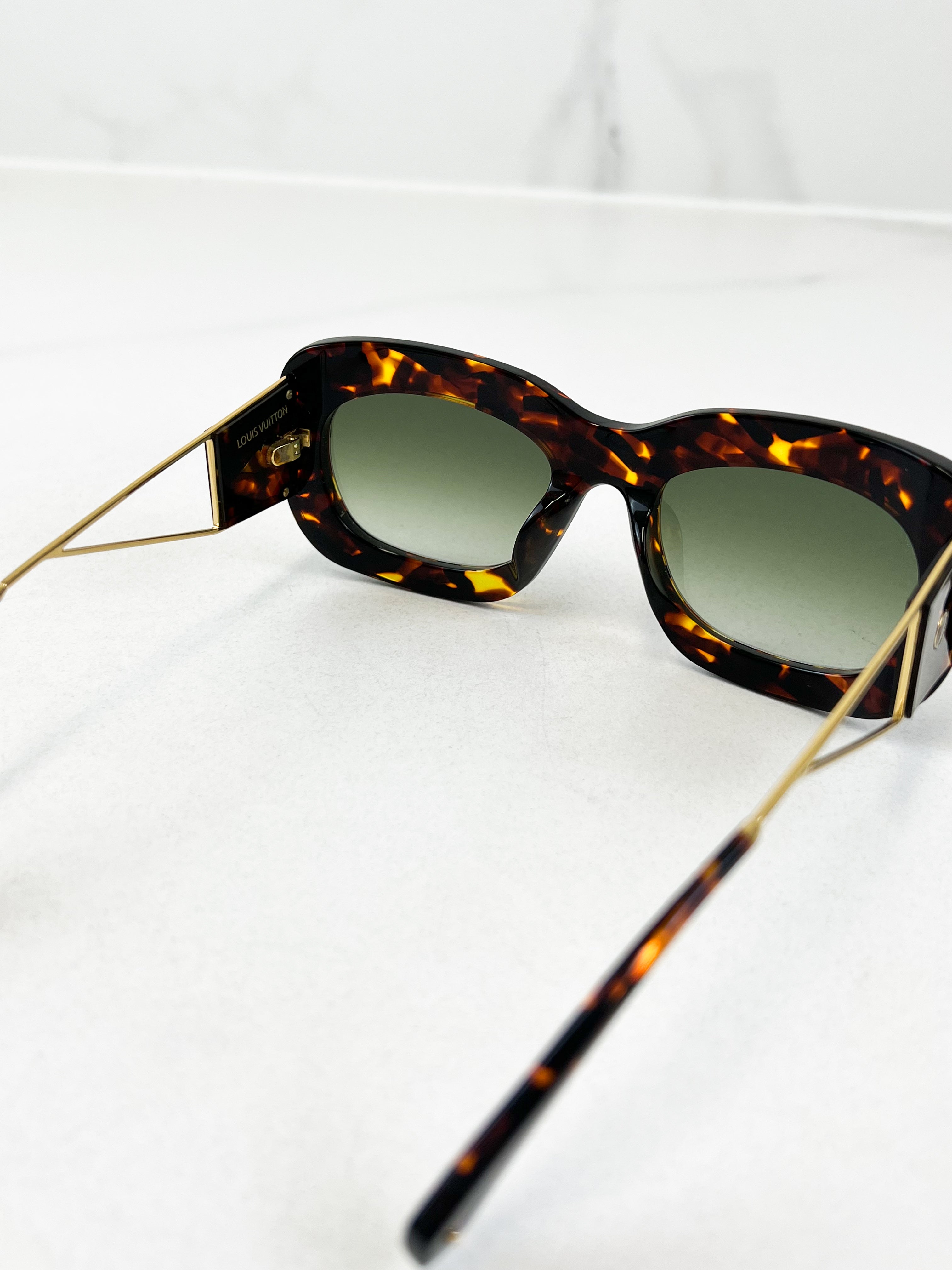 Louis Vuitton Brown Logo Sunglasses