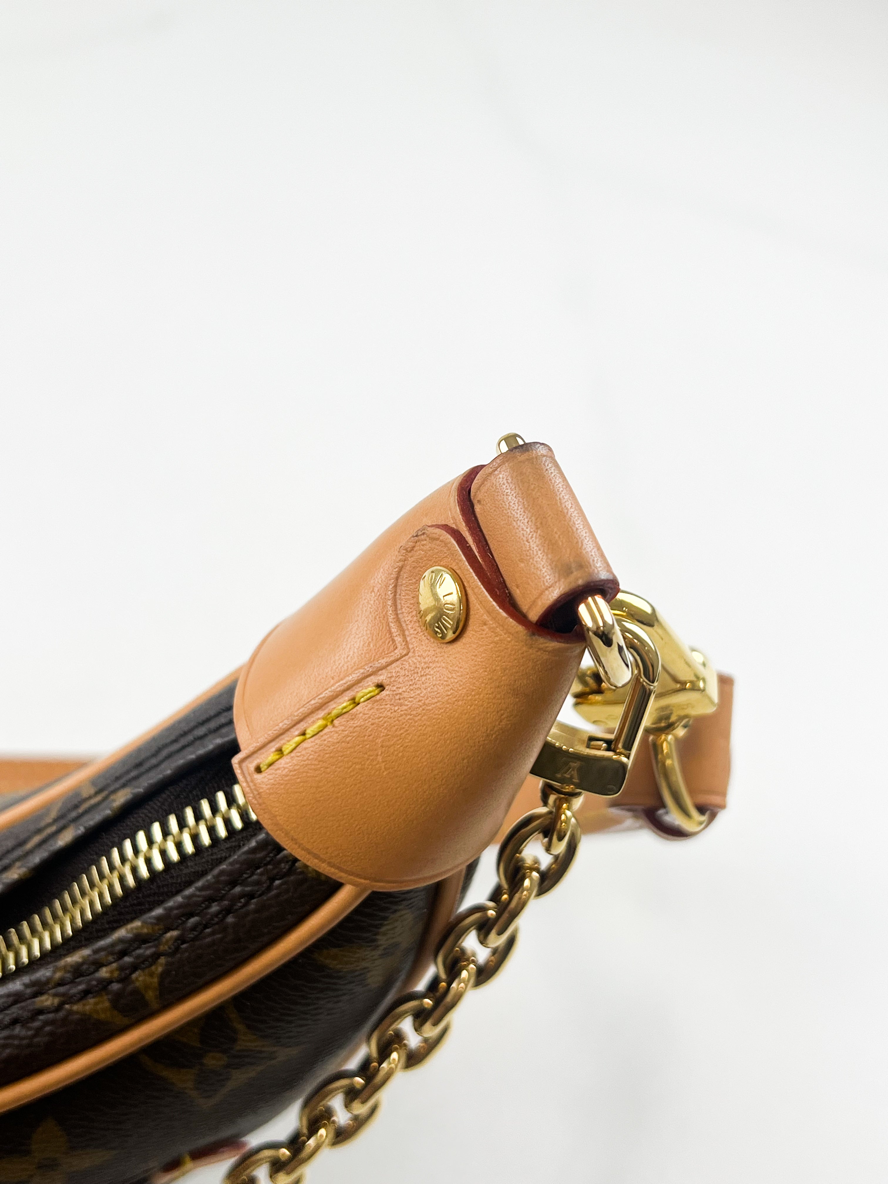 Louis Vuitton Loop Monogram