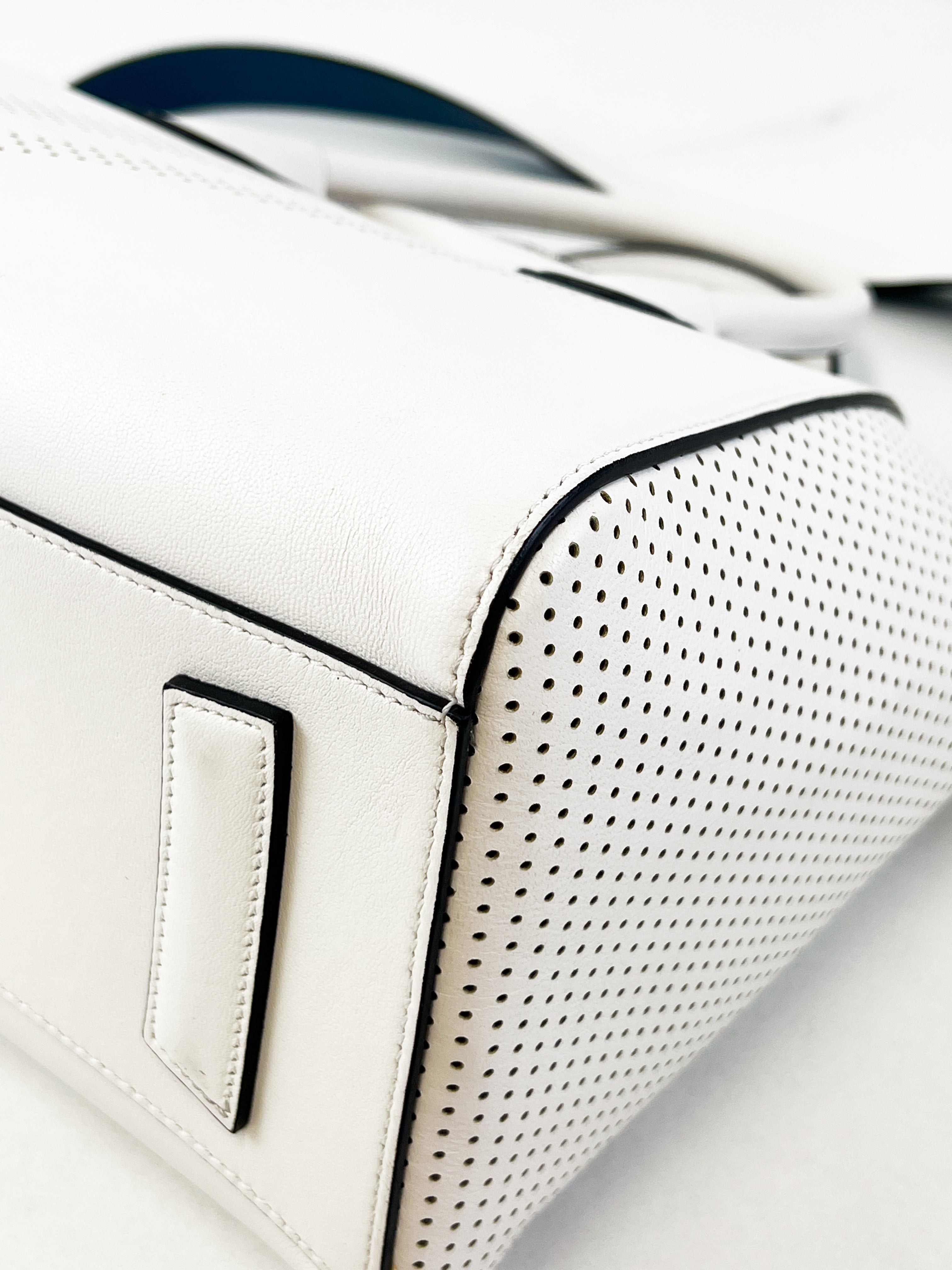 Givenchy Antigona Leather Small White Shoulder Bag