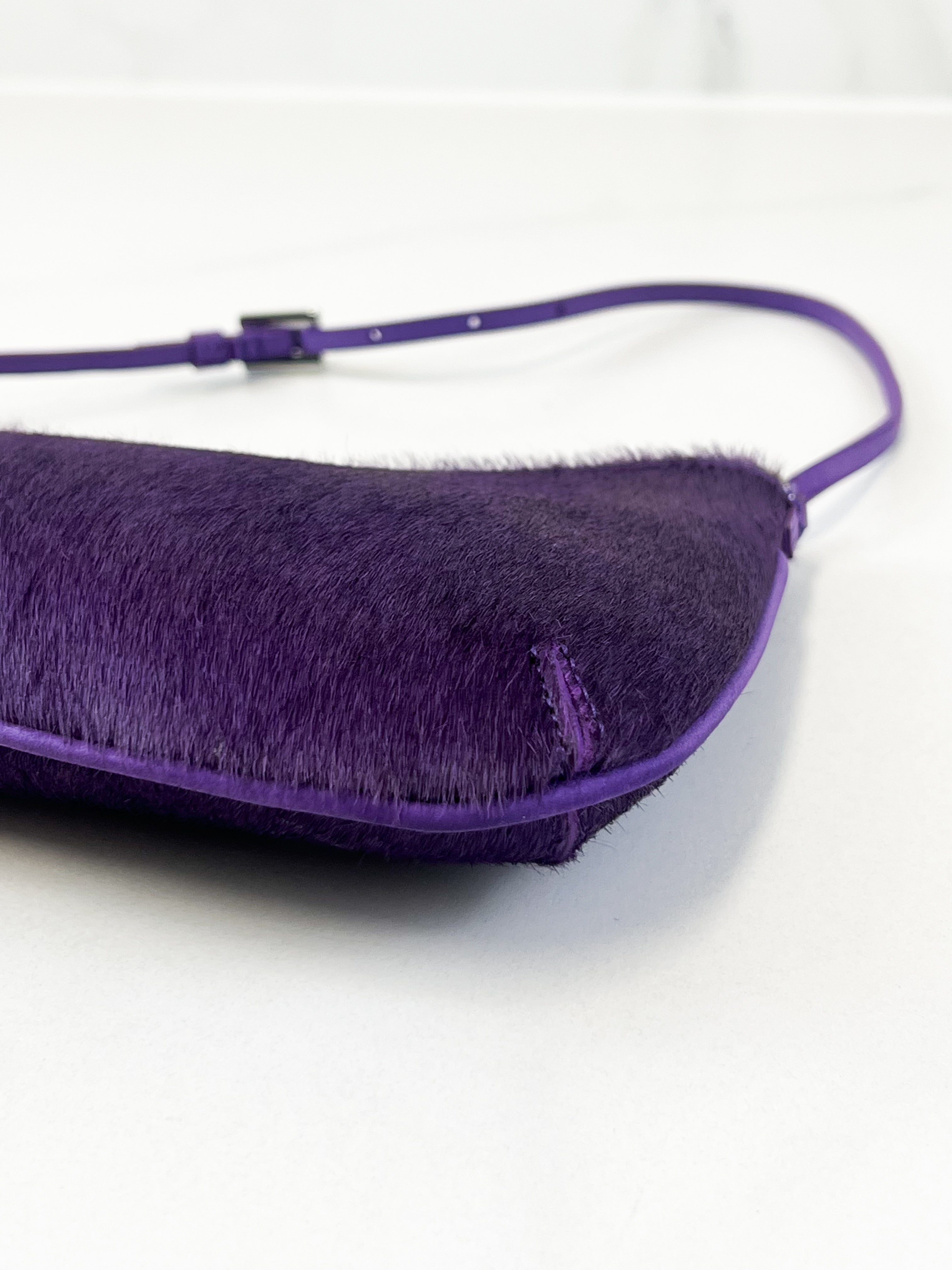 Jacquemus The Bisou Perle Shoulder Bag in Purple