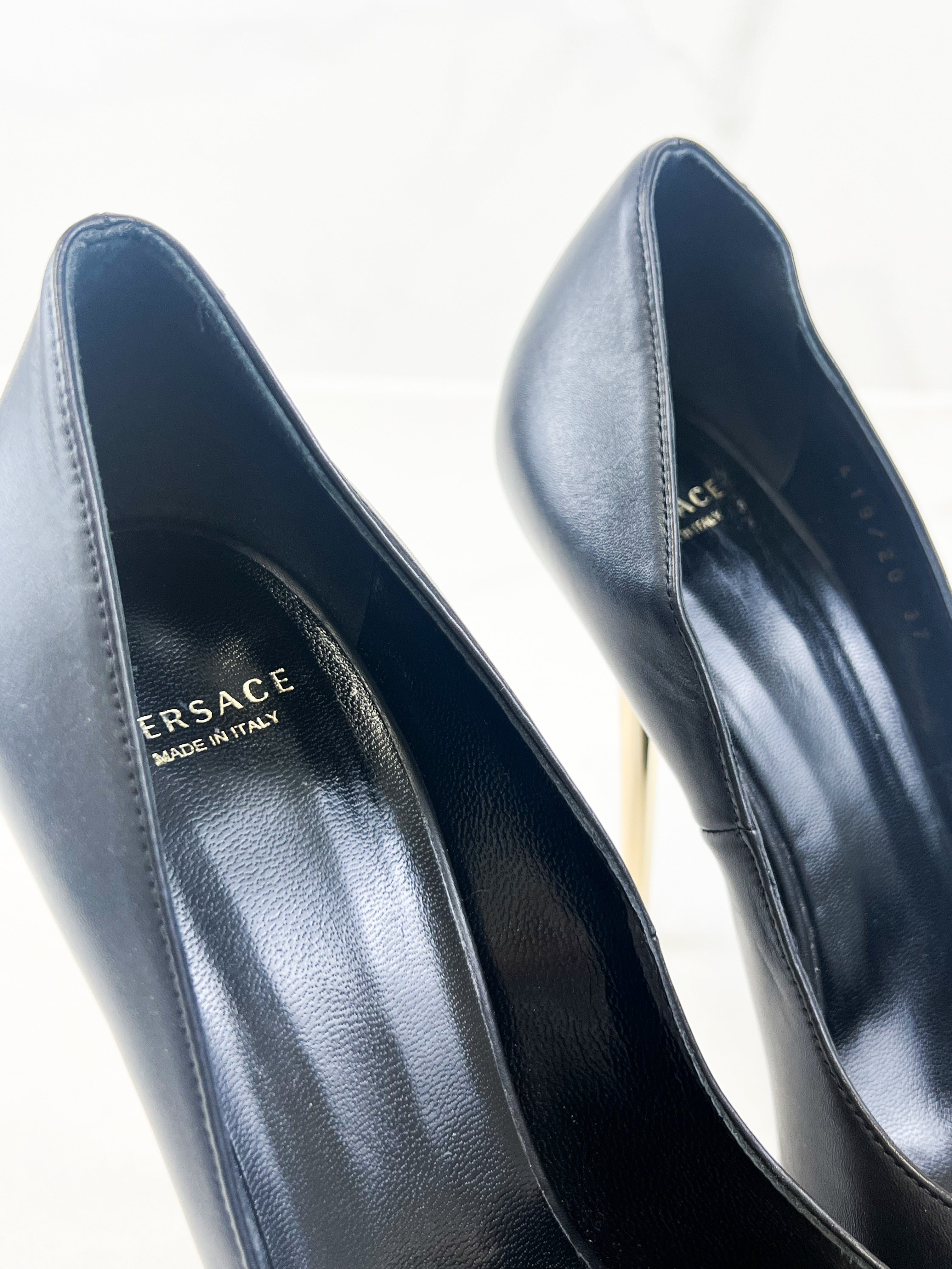 Versace Medusa Black Leather Pump Size 37