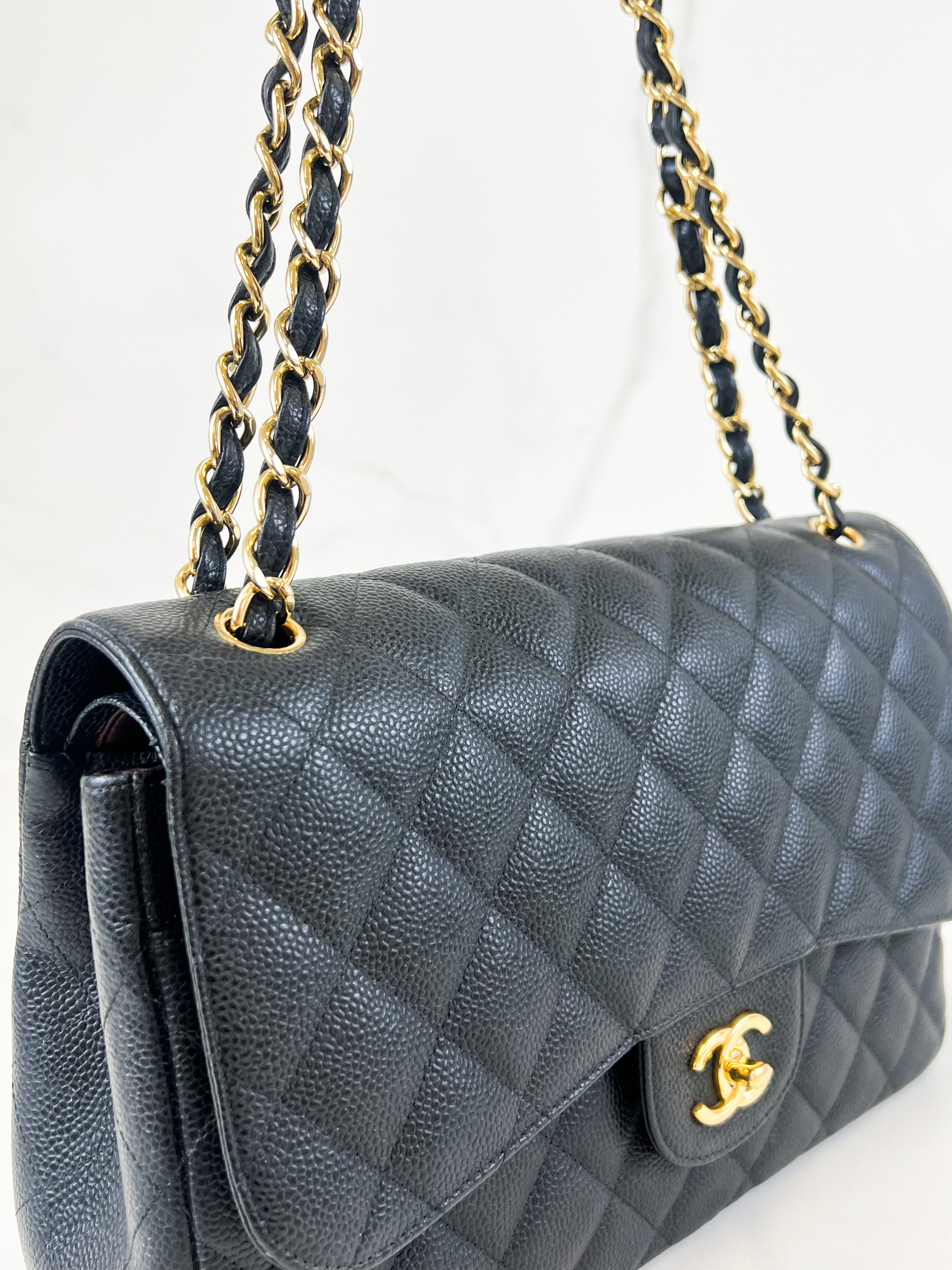 Chanel Classic Jumbo Double Flap Caviar Shoulder Bag GHW