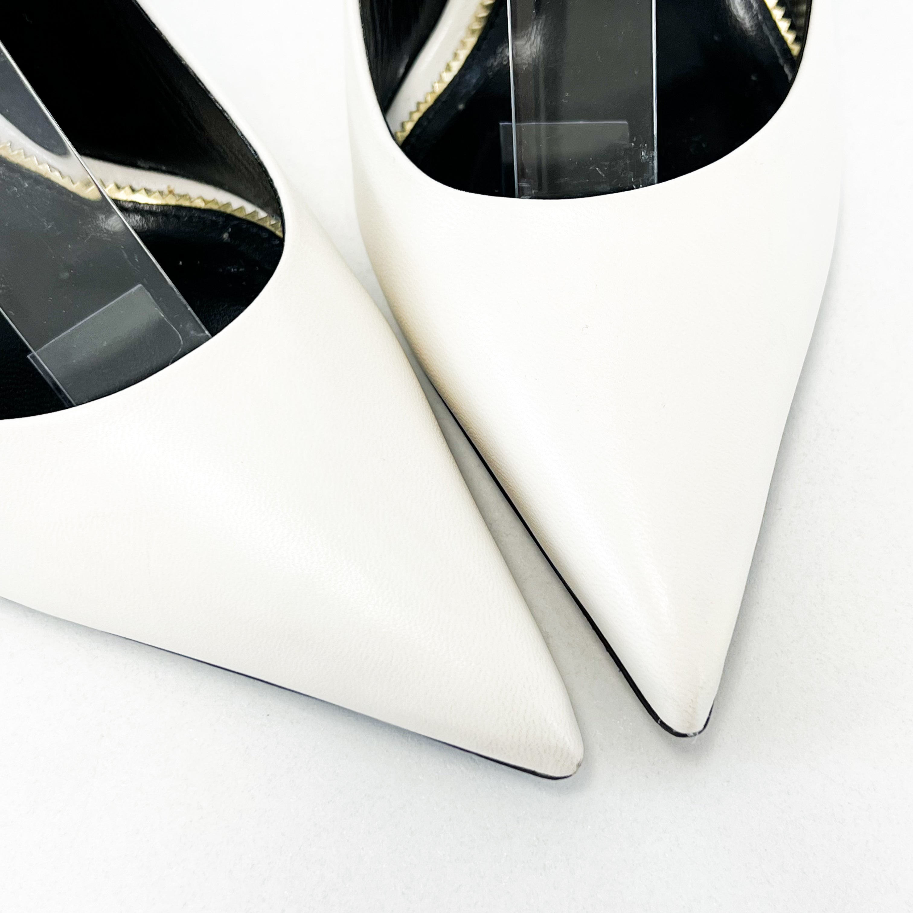 Tom Ford White Ankle Padlock Pump Size 35