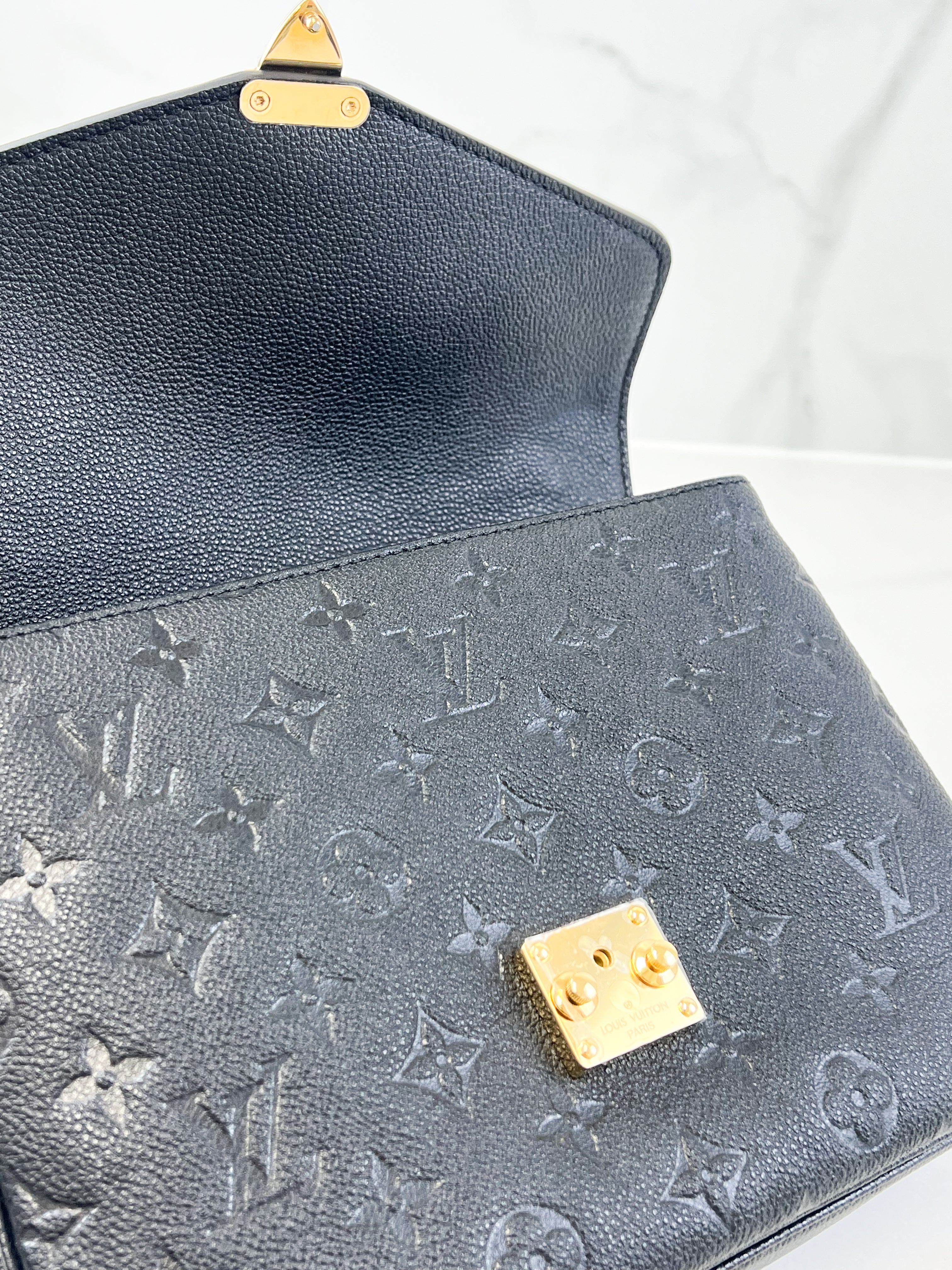 Louis Vuitton Empreinte Black Pochette Metis