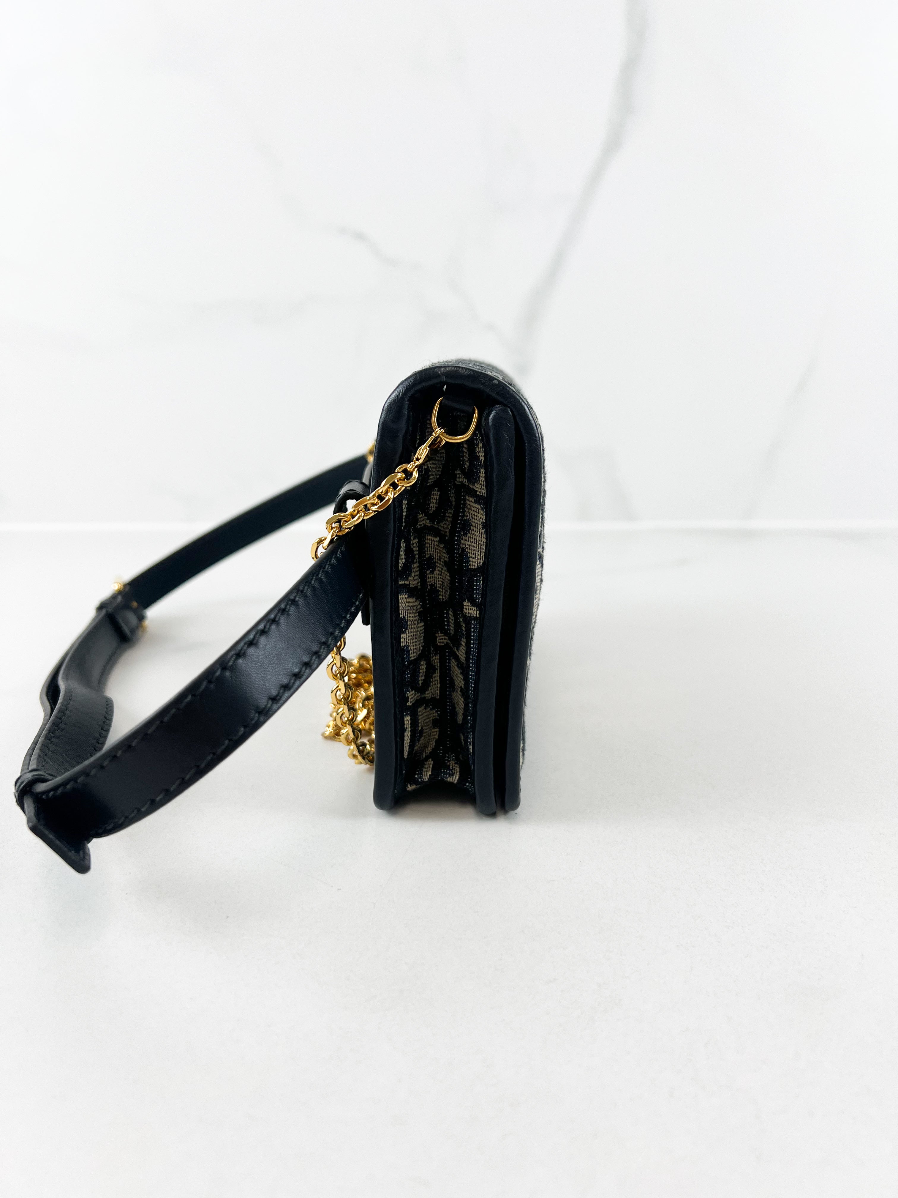 Christian Dior 2-in-1 30 Montaigne Pouch Blue Dior Oblique Jacquard