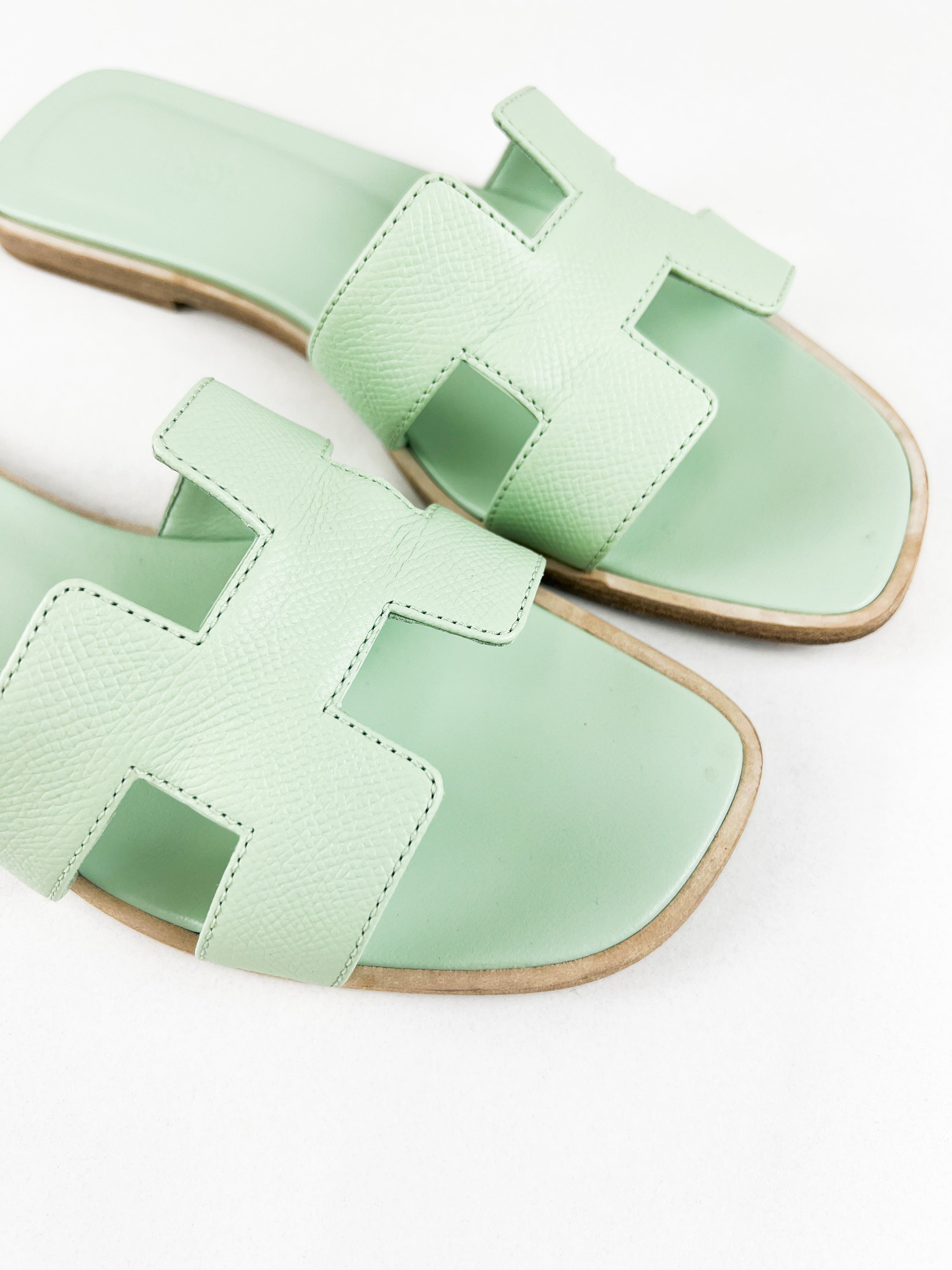 Hermes Oran Sandal in Epsom Vert Jade 38