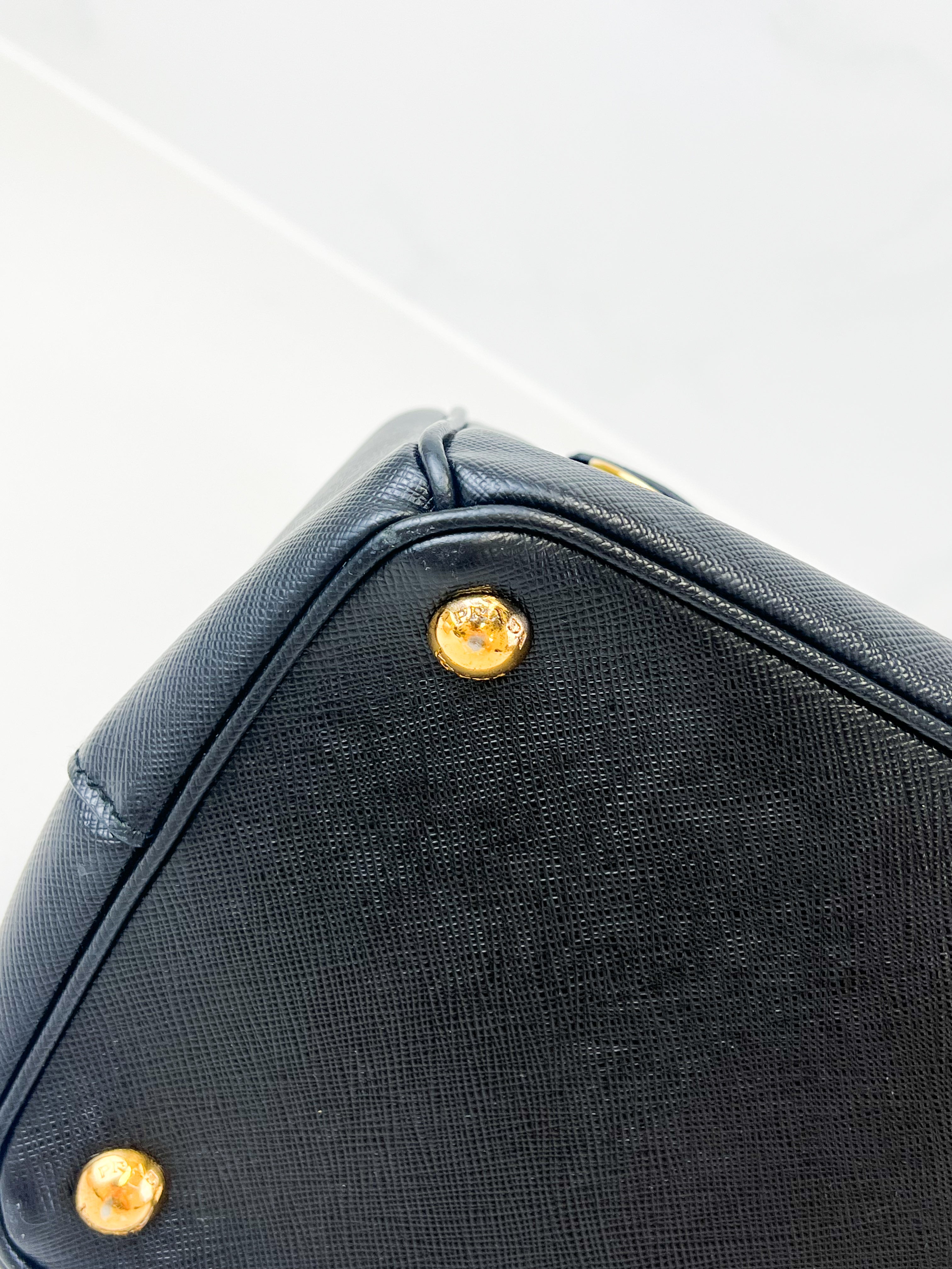 Prada Medium Galleria Saffiano Bag