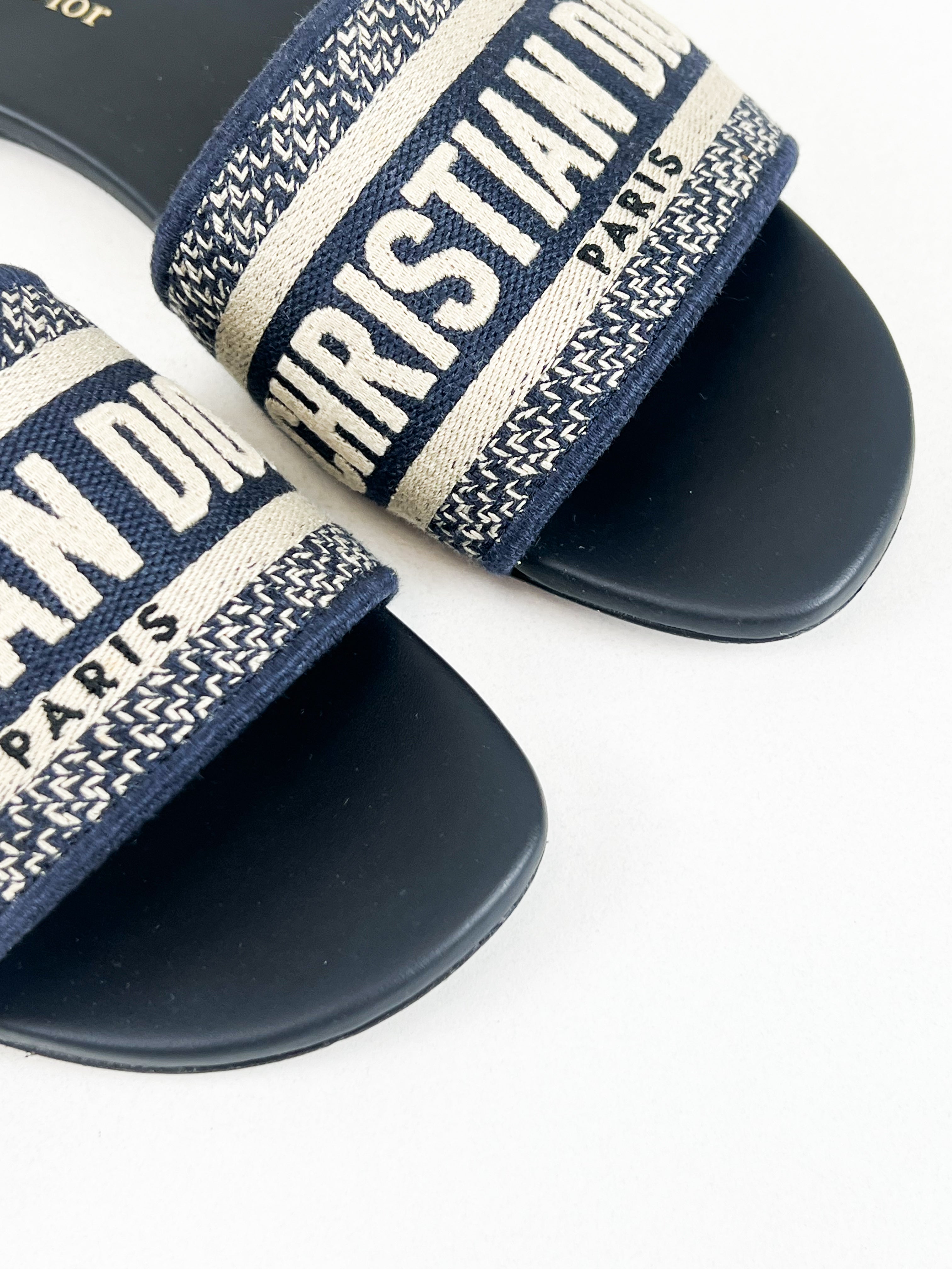 Christian Dior Navy Dway Slides Size 37