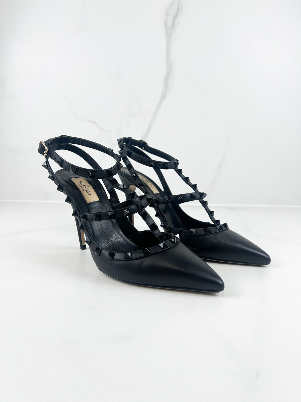Valentino Garavani Rockstud Caged Pump Size 41