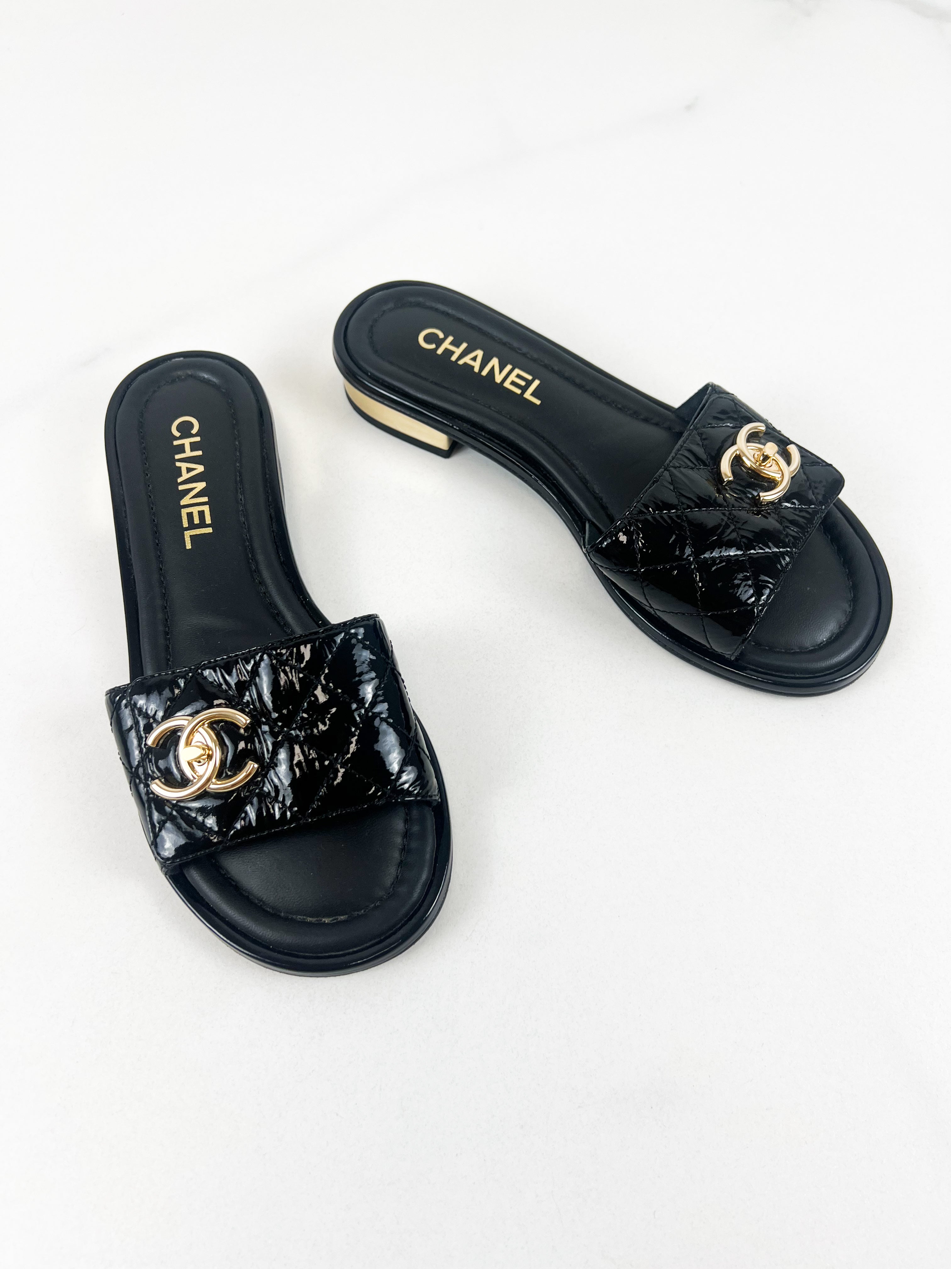 Chanel Black Quilted Leather CC Slides Size 35.5C