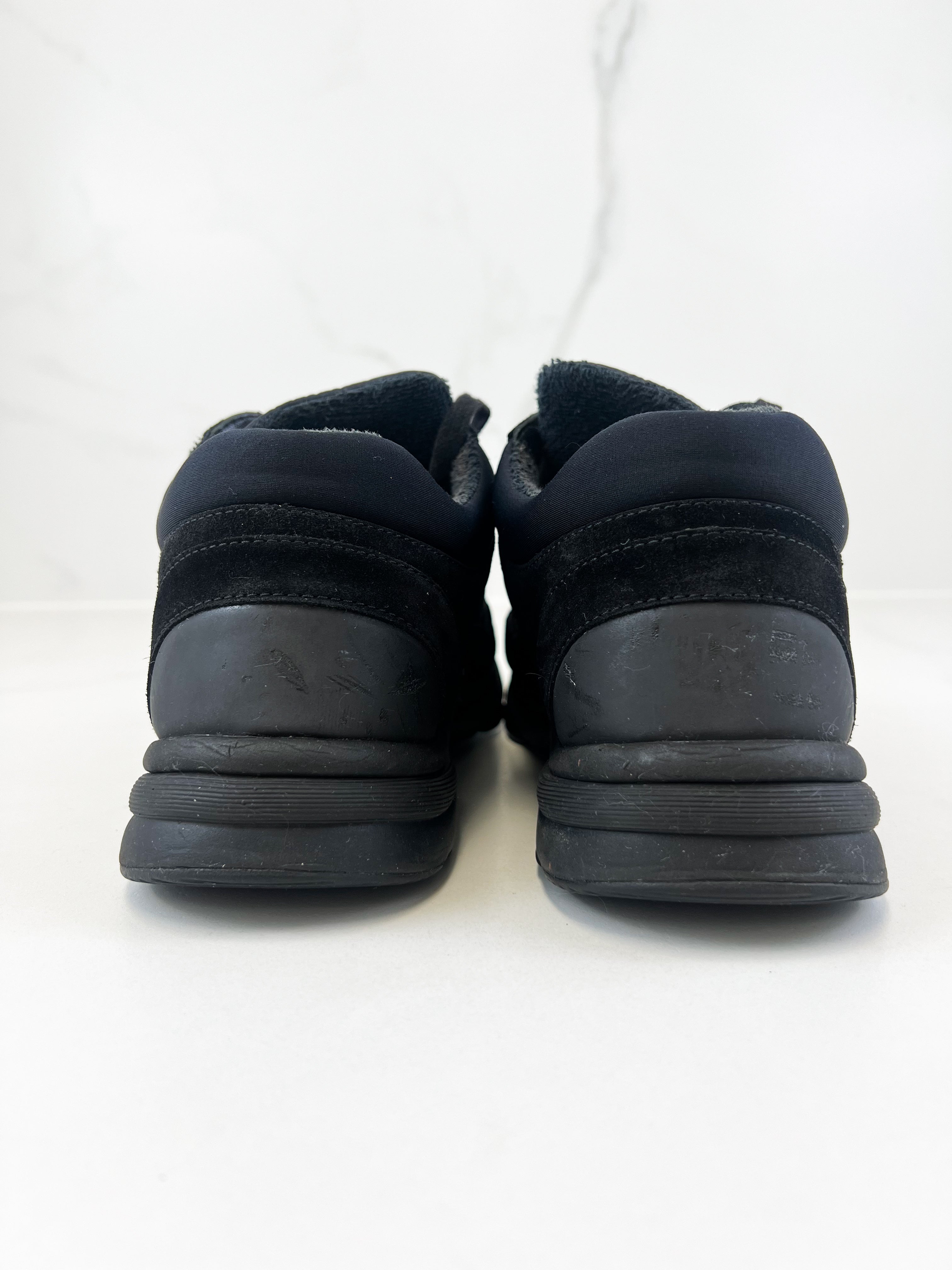 Chanel Low Top CC Sneakers Size 40