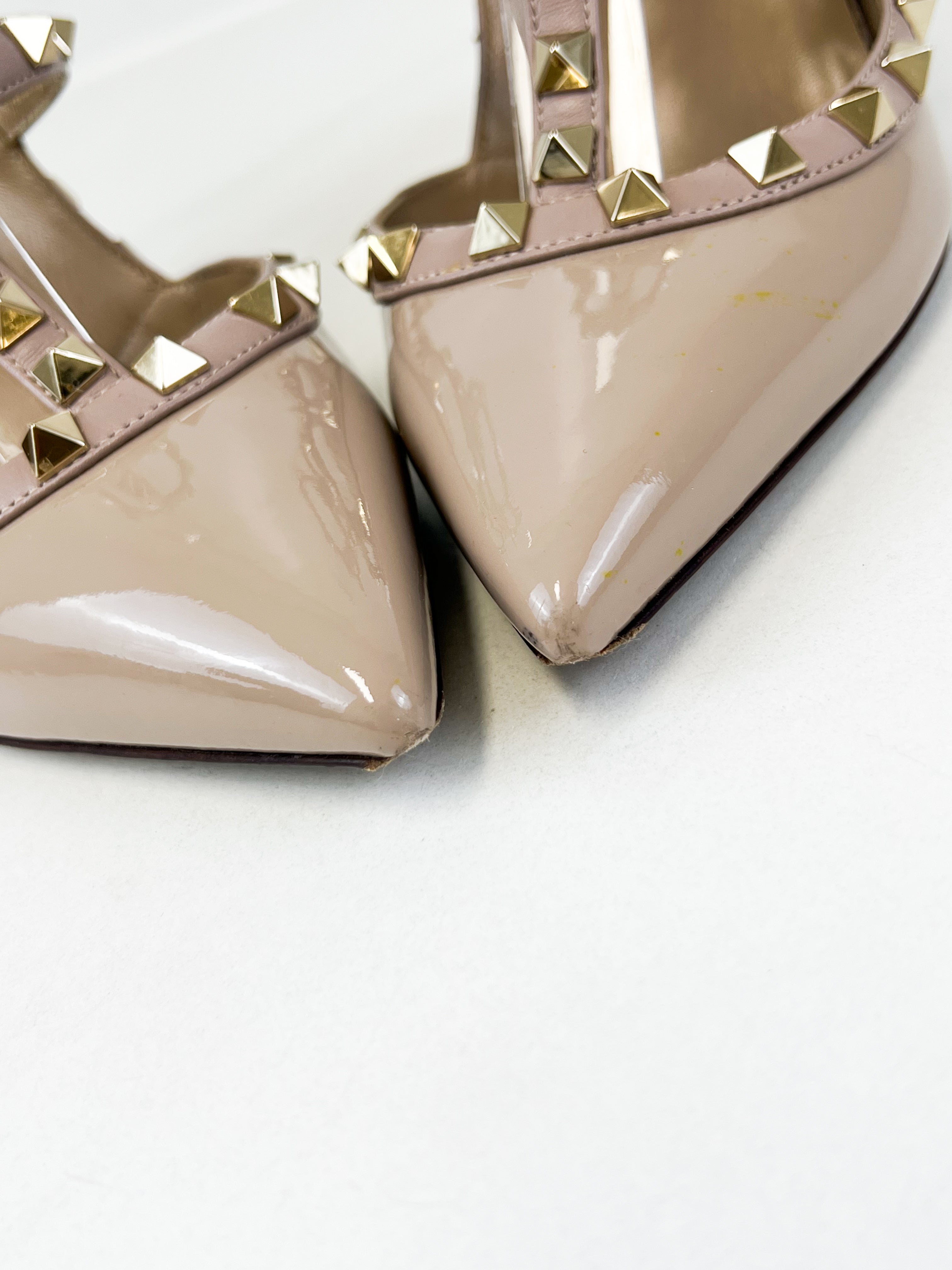 Valentino Caged Rockstud Pumps Size 39