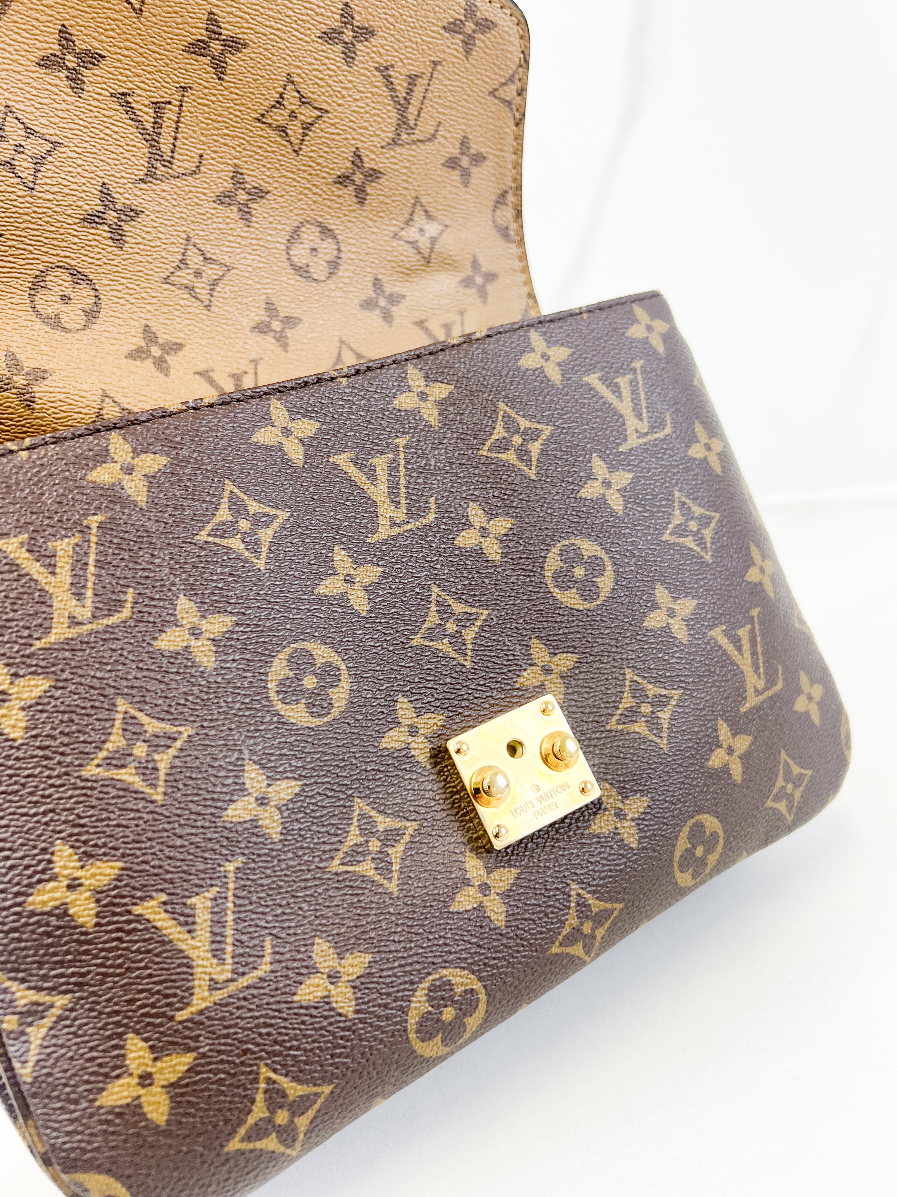 Louis Vuitton Monogram Reverse Pochette Metis