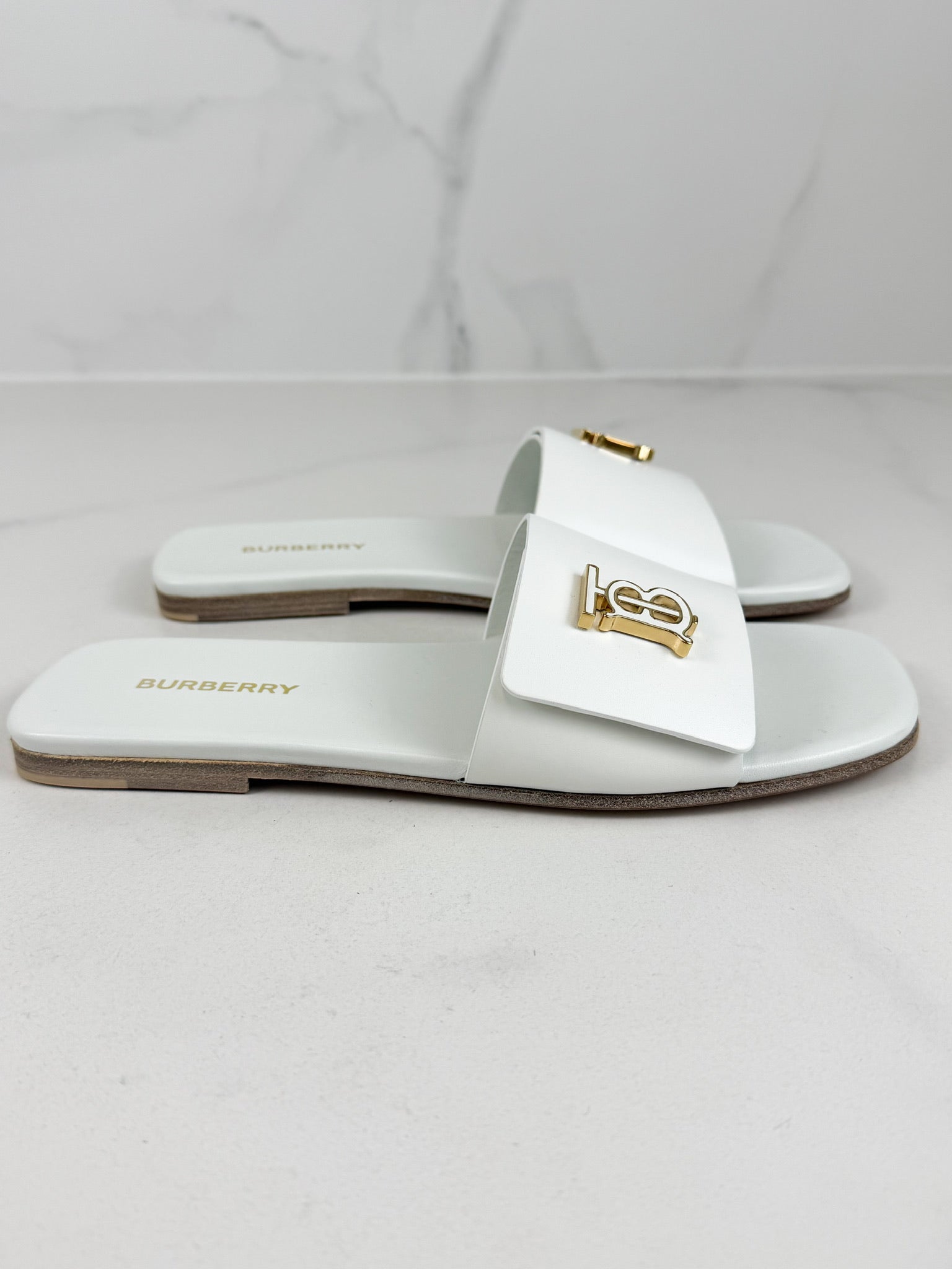 Burberry Leather Slides Size 37