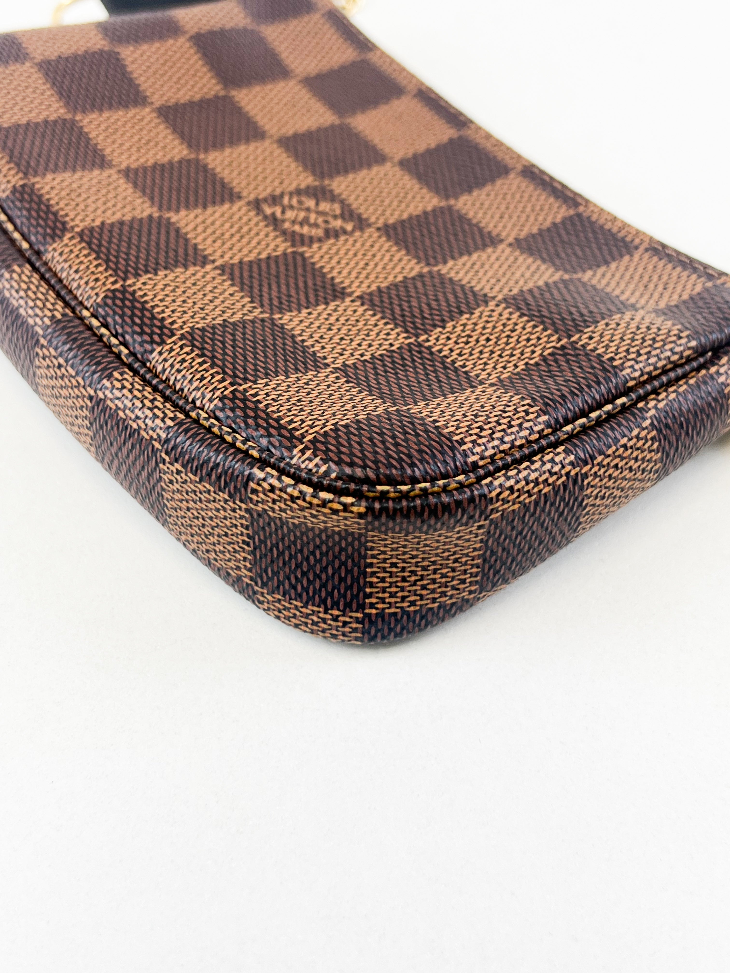 Louis Vuitton Damier Ebene Mini Pochette