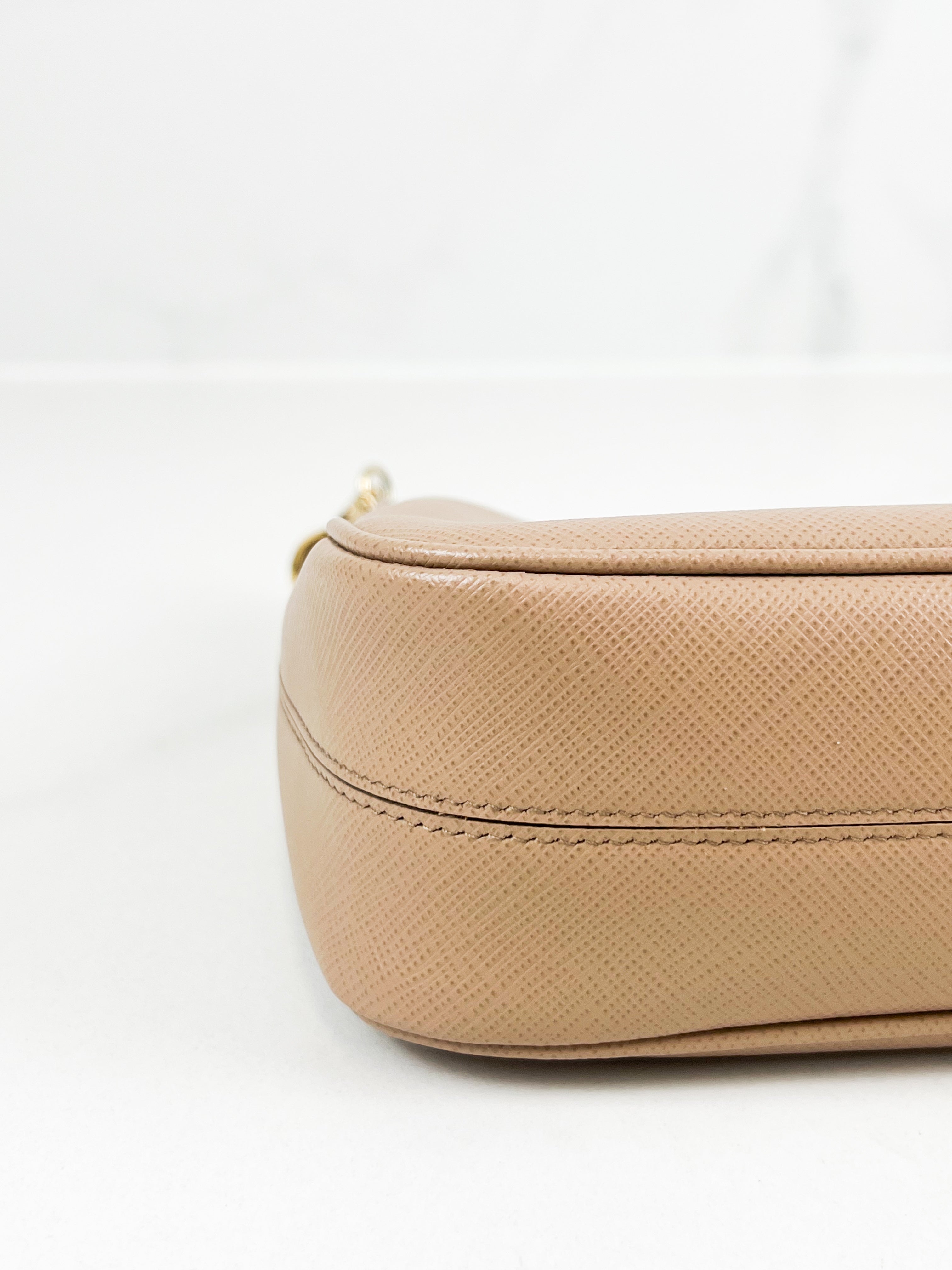 Prada Re-Edition 2005 Saffiano Leather Bag