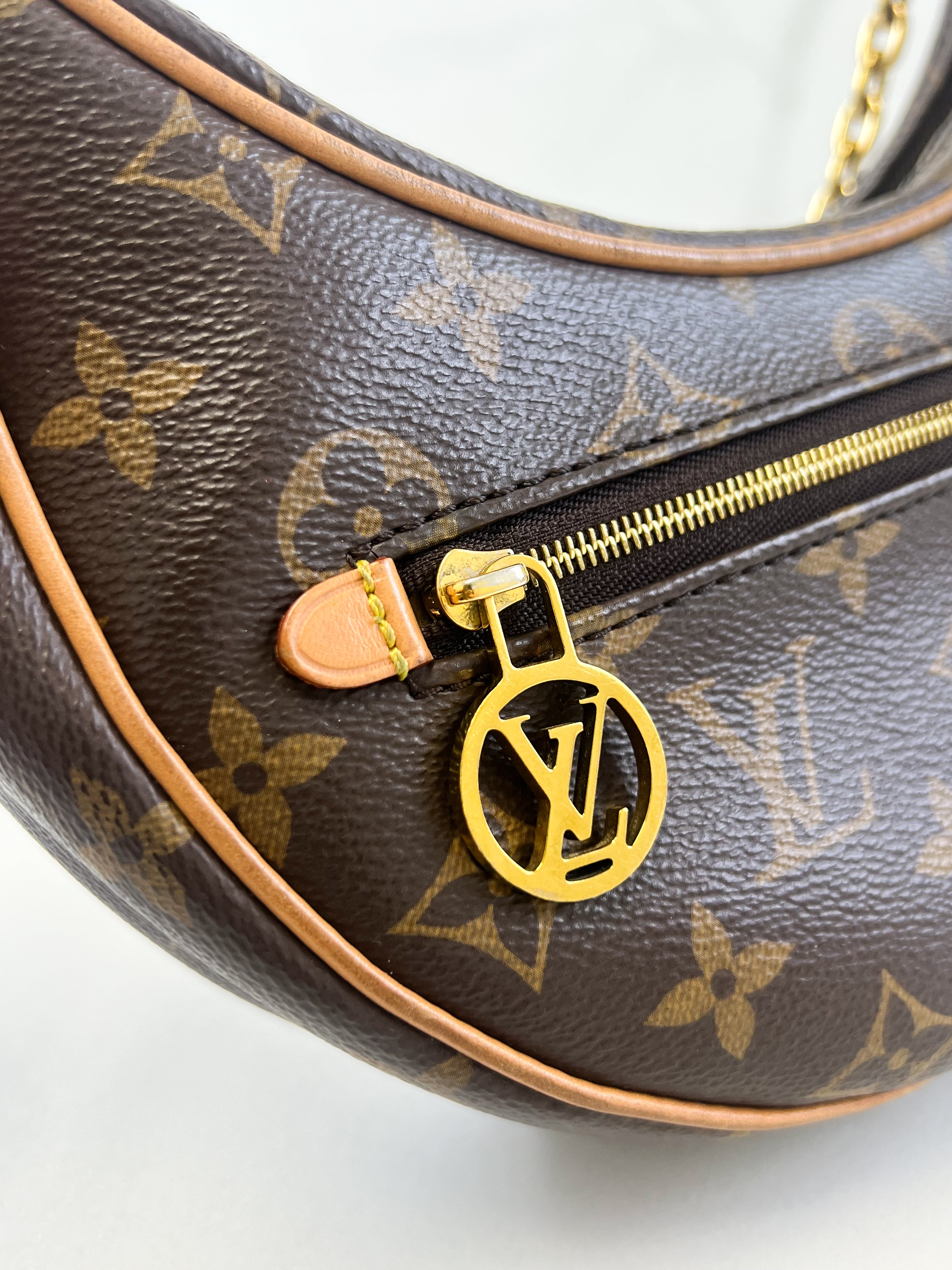Louis Vuitton Loop Monogram