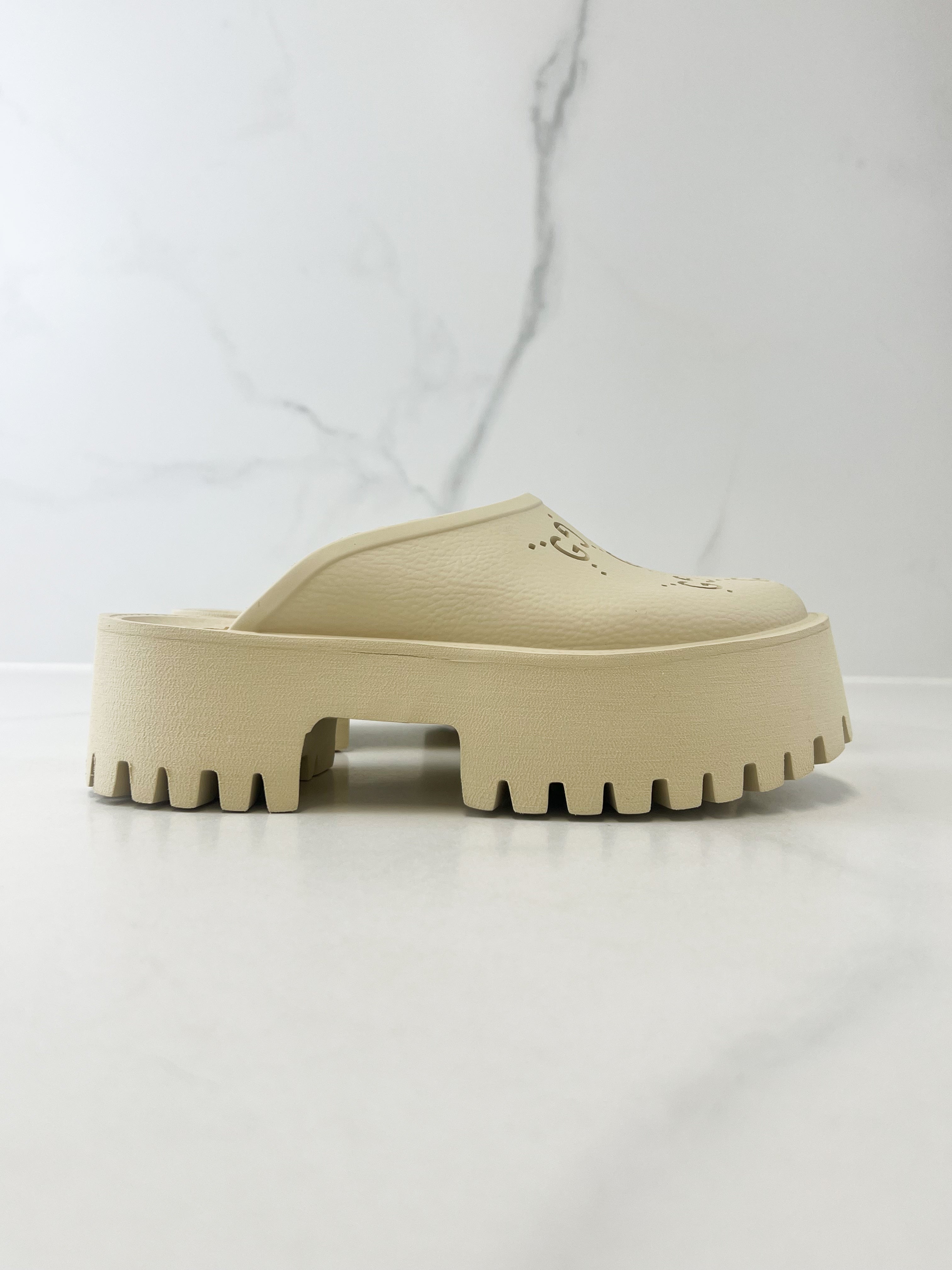 Gucci GG Rubber Platform Clog Size 37
