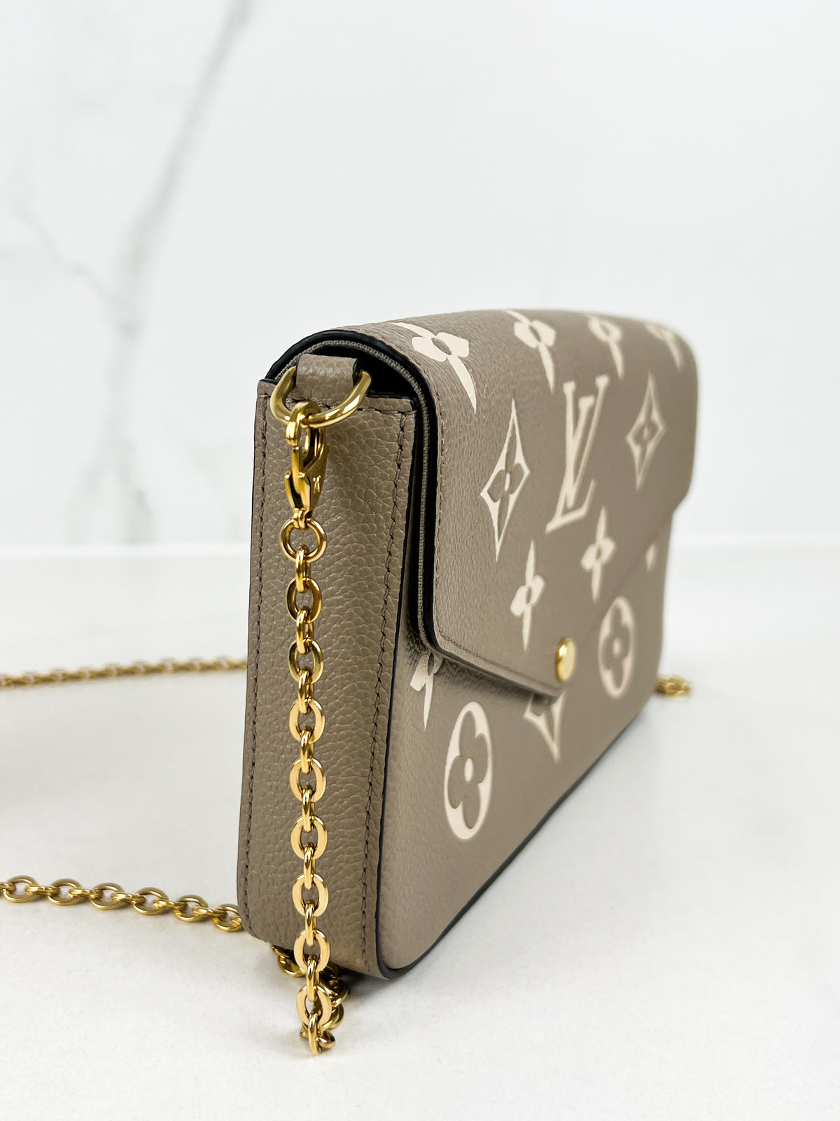 Louis Vuitton Felicie Pochette Tourterelle / Cream