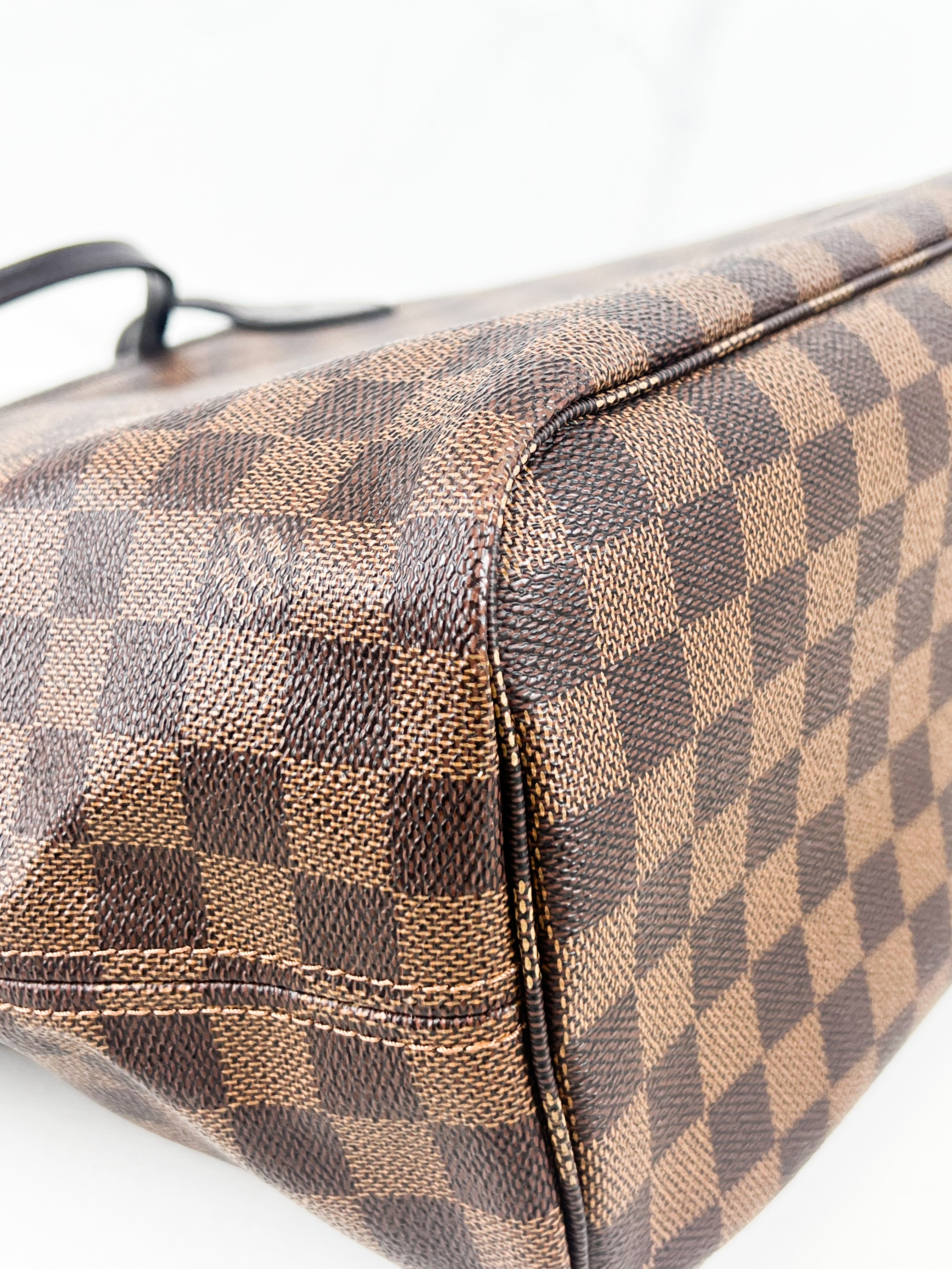 Louis Vuitton Damier Ebene Neverfull MM