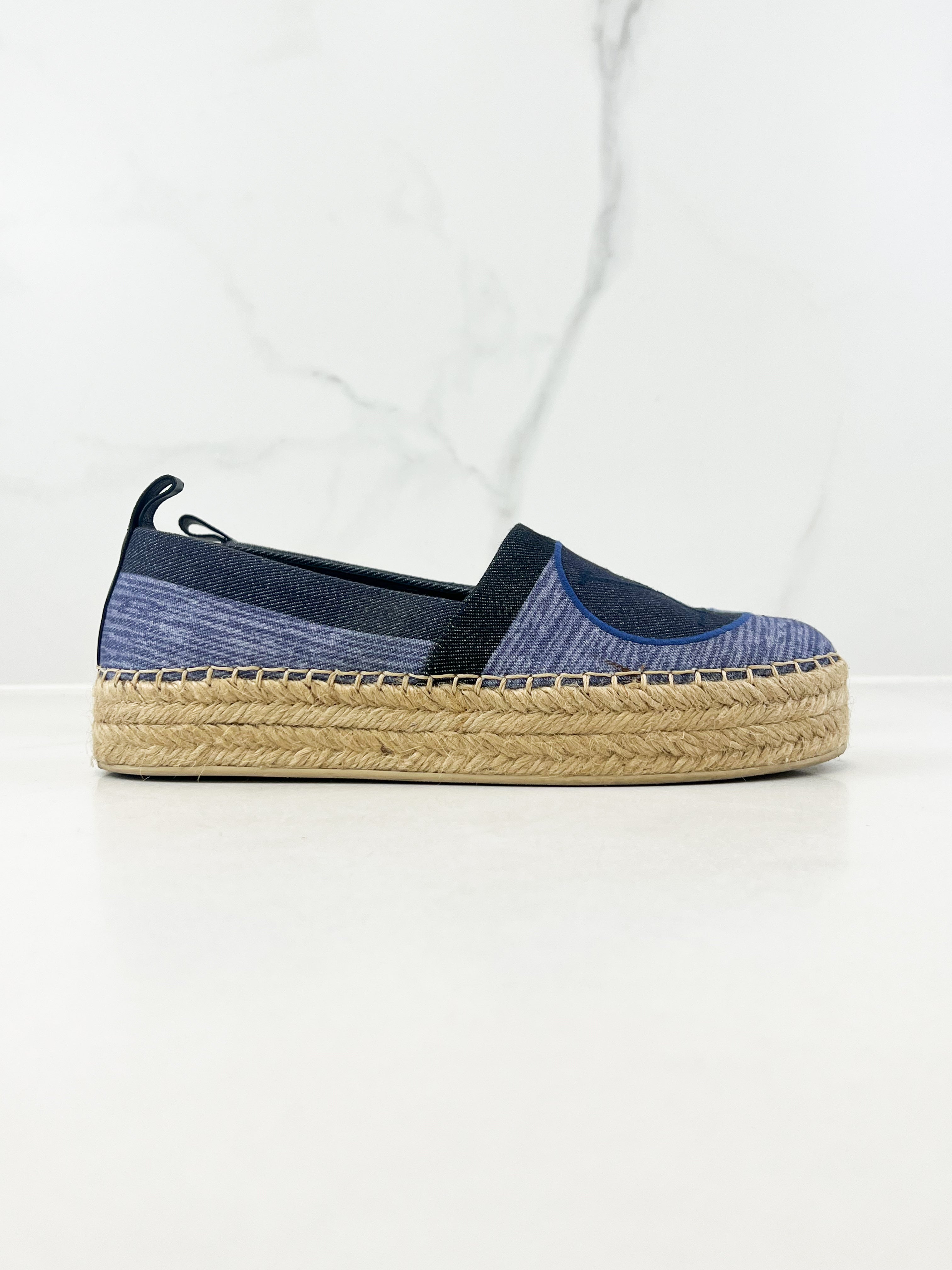 Louis Vuitton Logo Espadrille in Blue Canvas Size 38