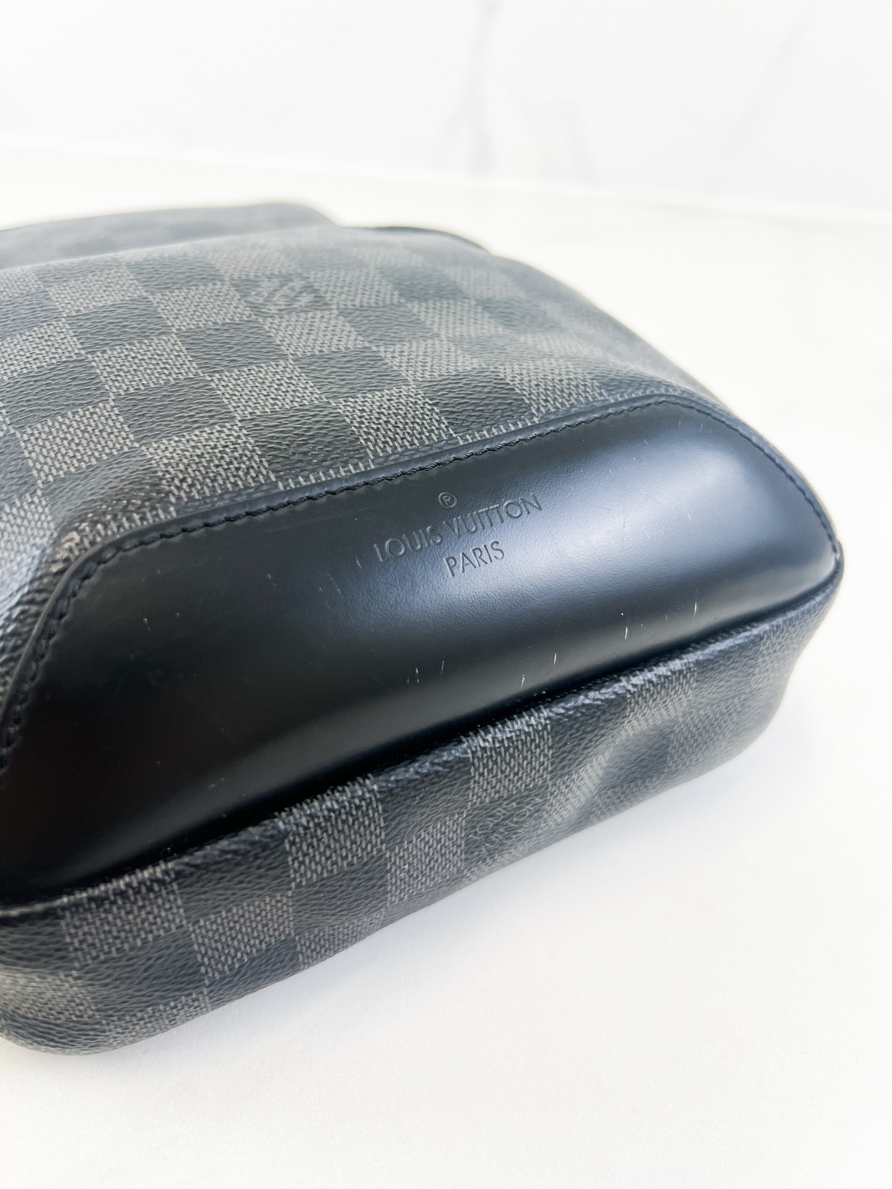 Louis Vuitton Avenue Sling Bag