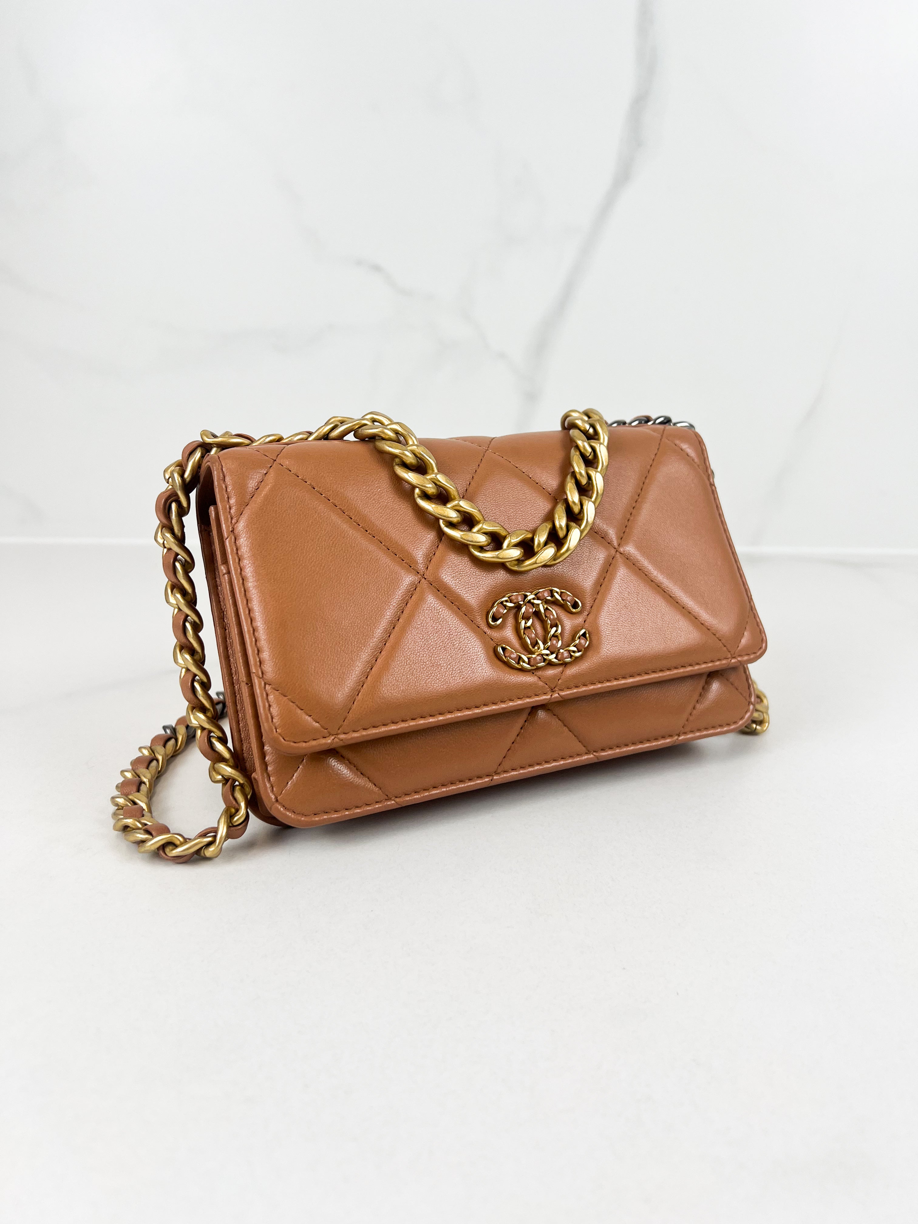 Chanel 19 Wallet on Chain in Beige Calfskin Leather