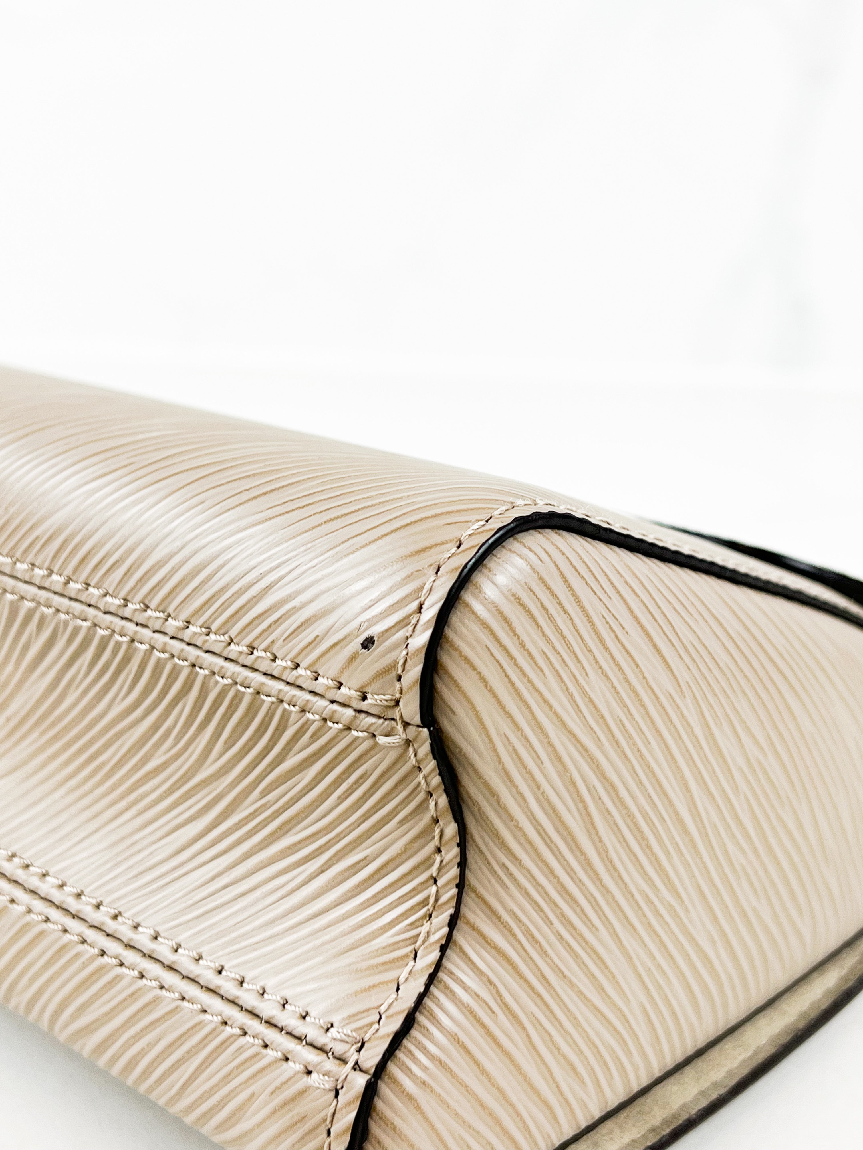 Louis Vuitton Beige Twist PM In Epi Leather with GHW