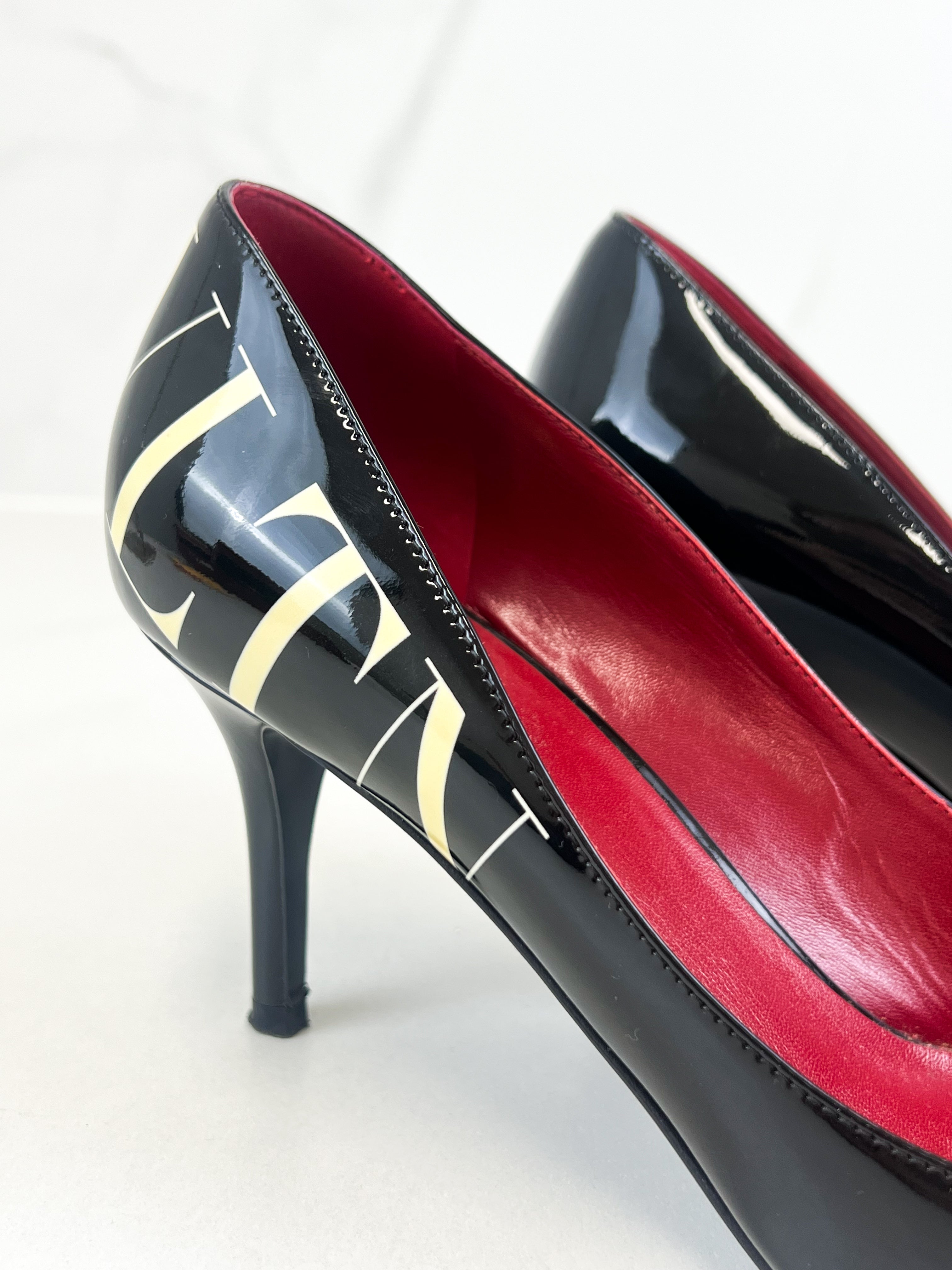 Valentino Rockstud Patent Leather Pump 75mm Size 38