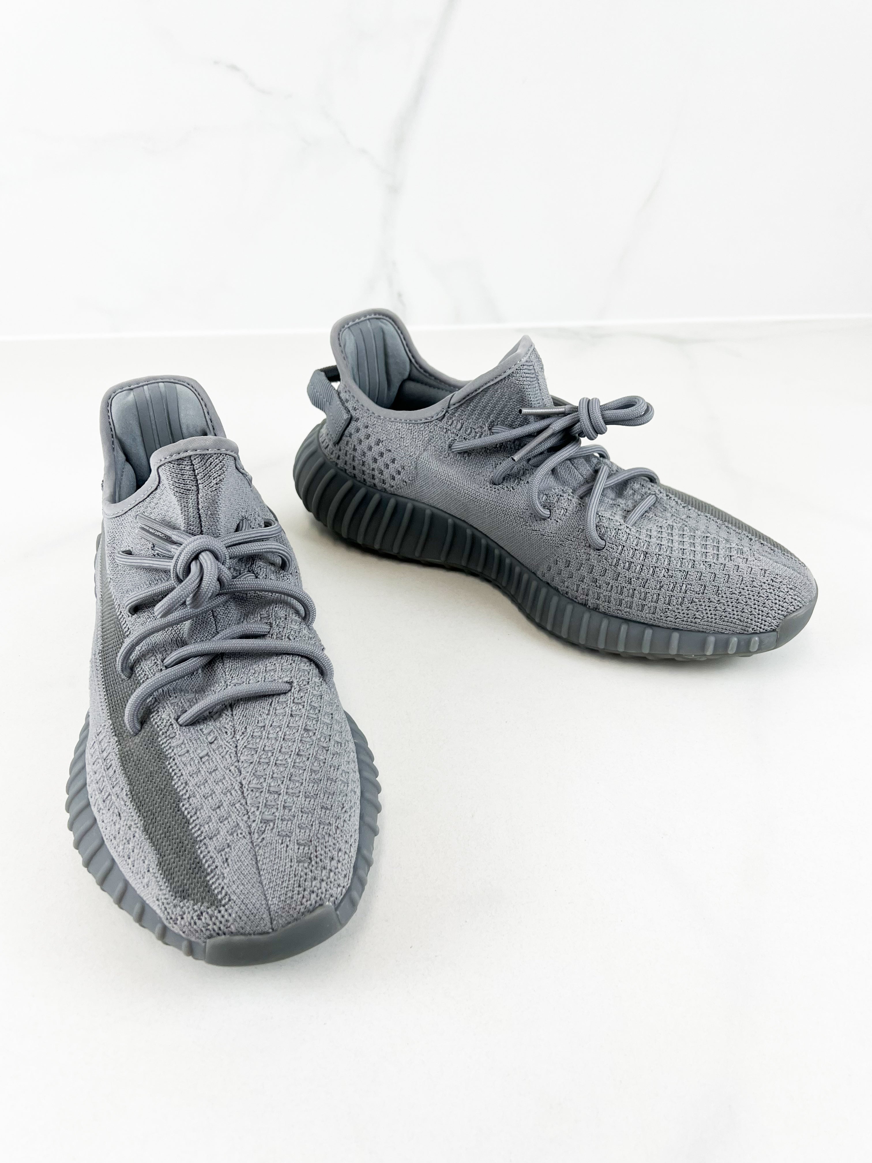 Yeezy Boost 350 V2 Steel Grey Size 10.5 US Men's