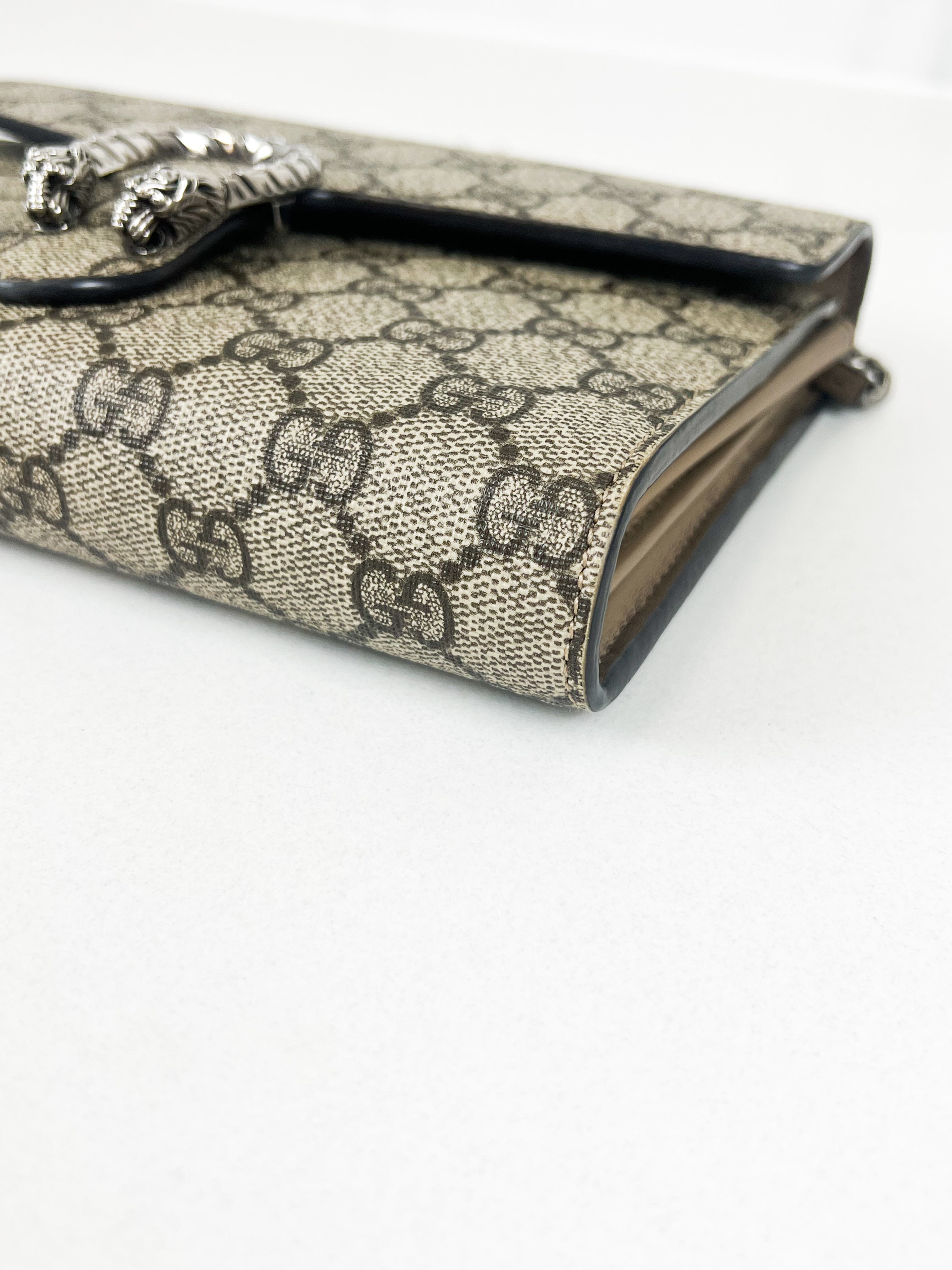 Gucci Dionysus GG Supreme Chain Wallet