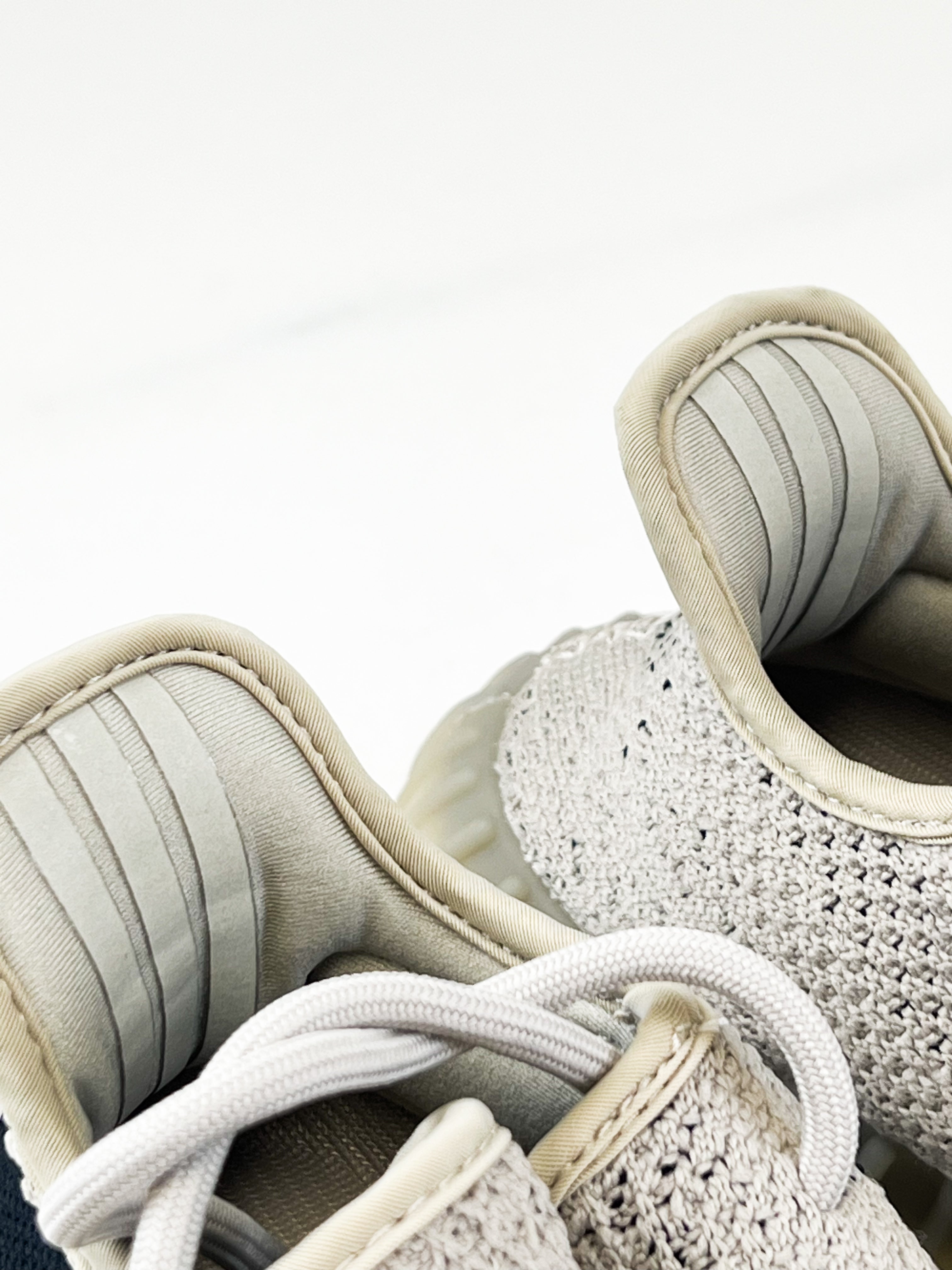 Yeezy Boost 350 V2 Slate US4.5