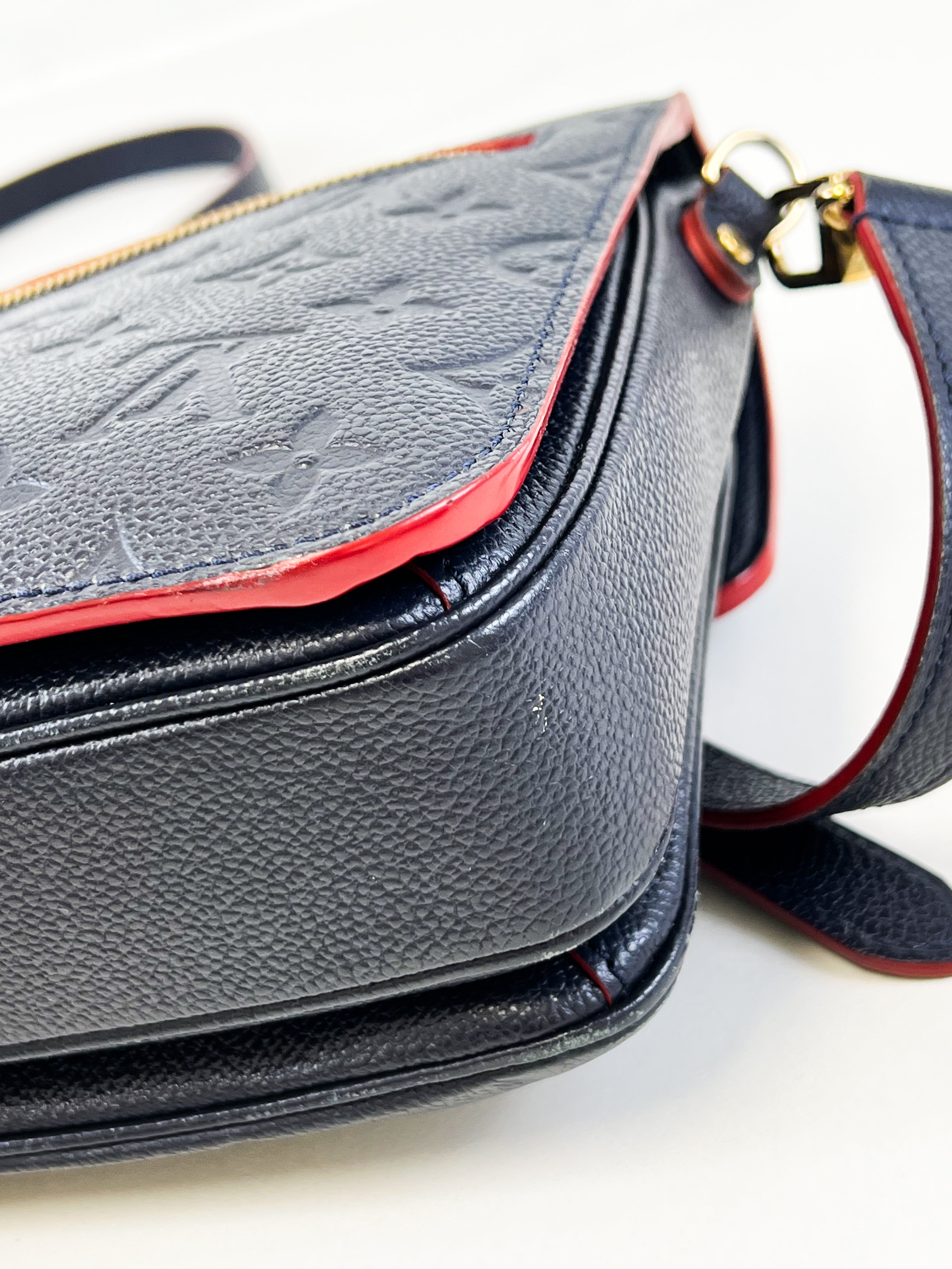 Louis Vuitton Pochette Metis in Marine Rouge