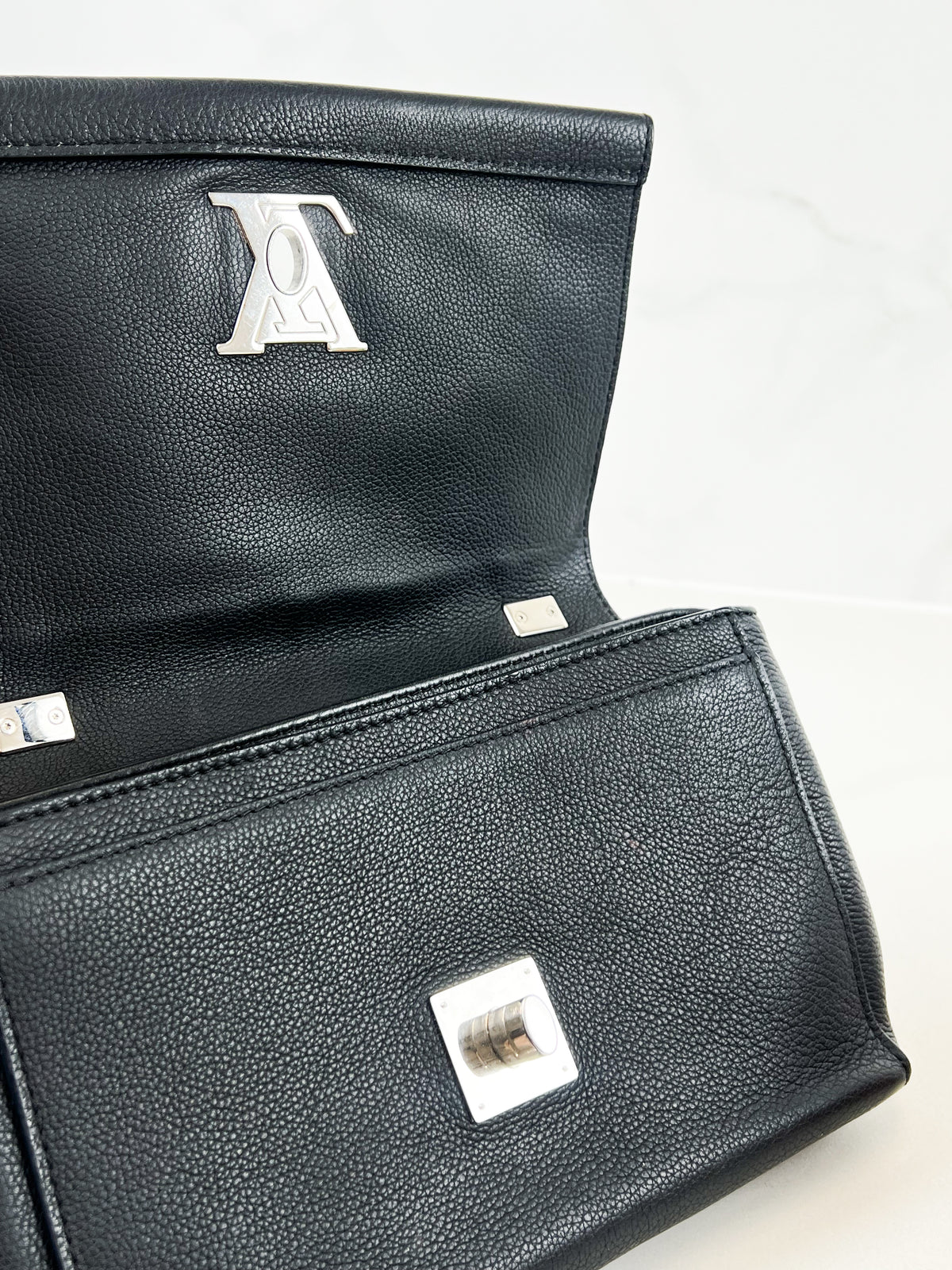 Louis Vuitton Lock me Satchel Chain Bag