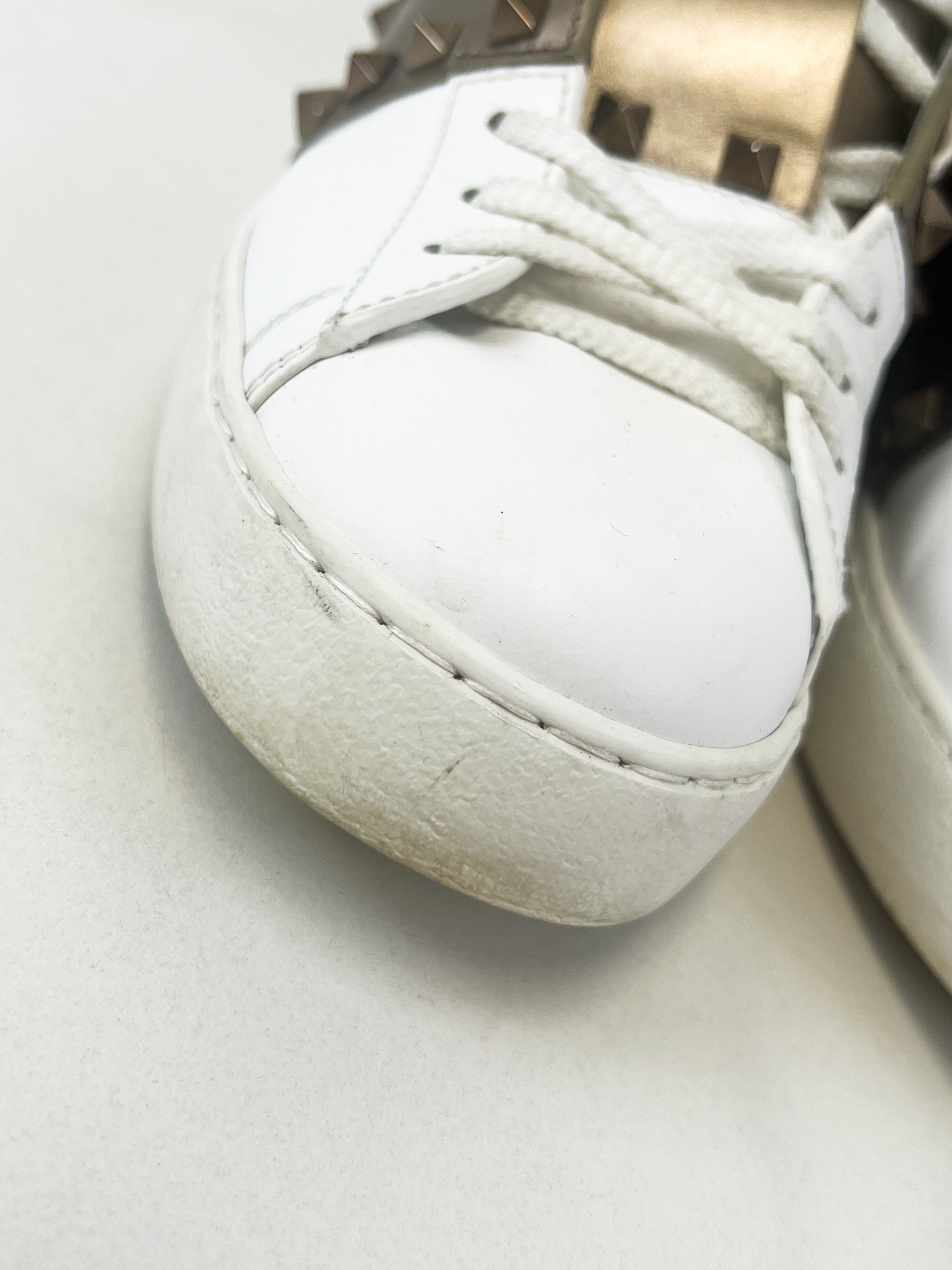 Valentino Garavani Rockstud Open Low-Top Sneaker Size 40.5