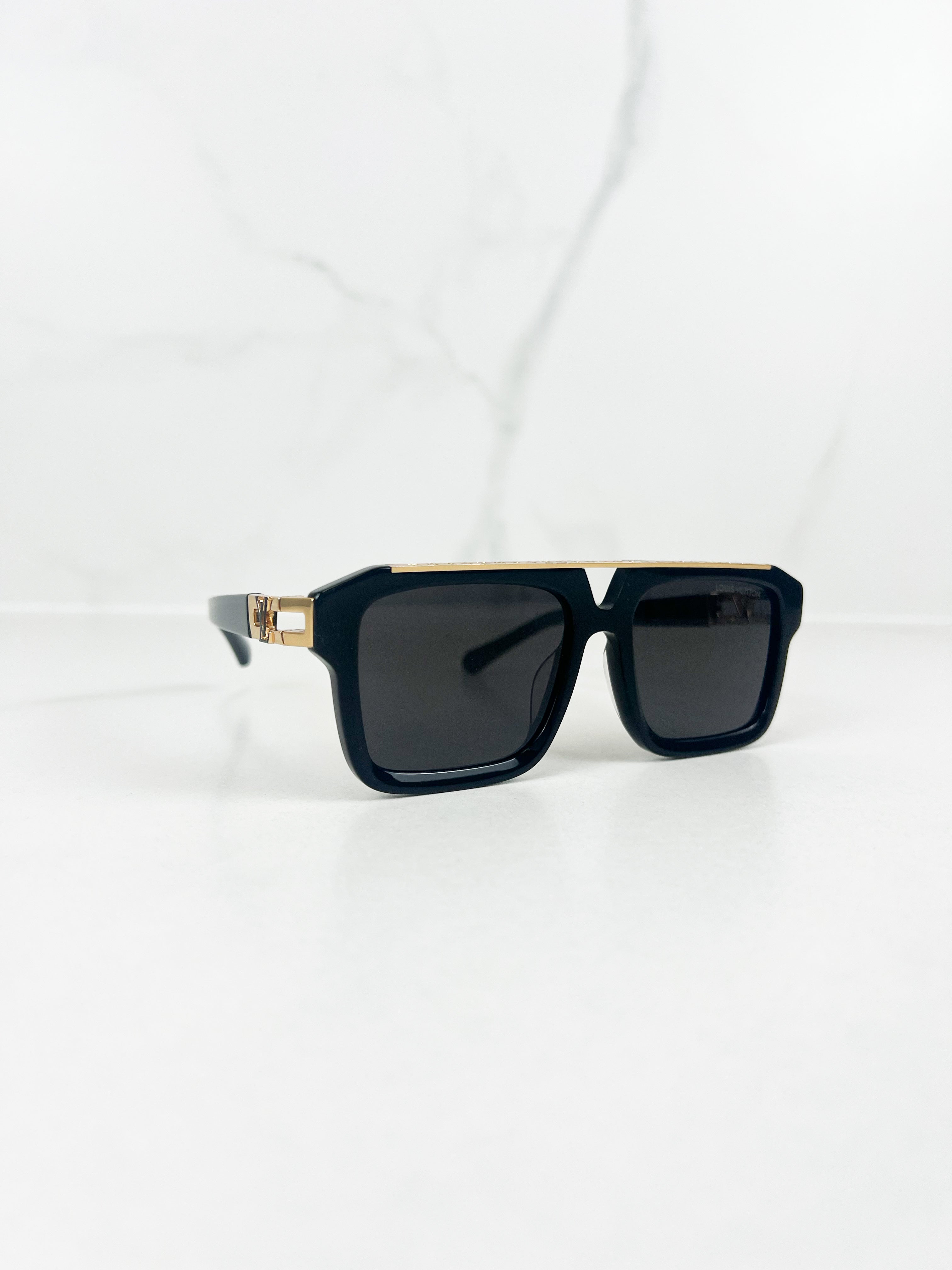 Louis Vuitton Black Mascot Pilot Square Sunglasses