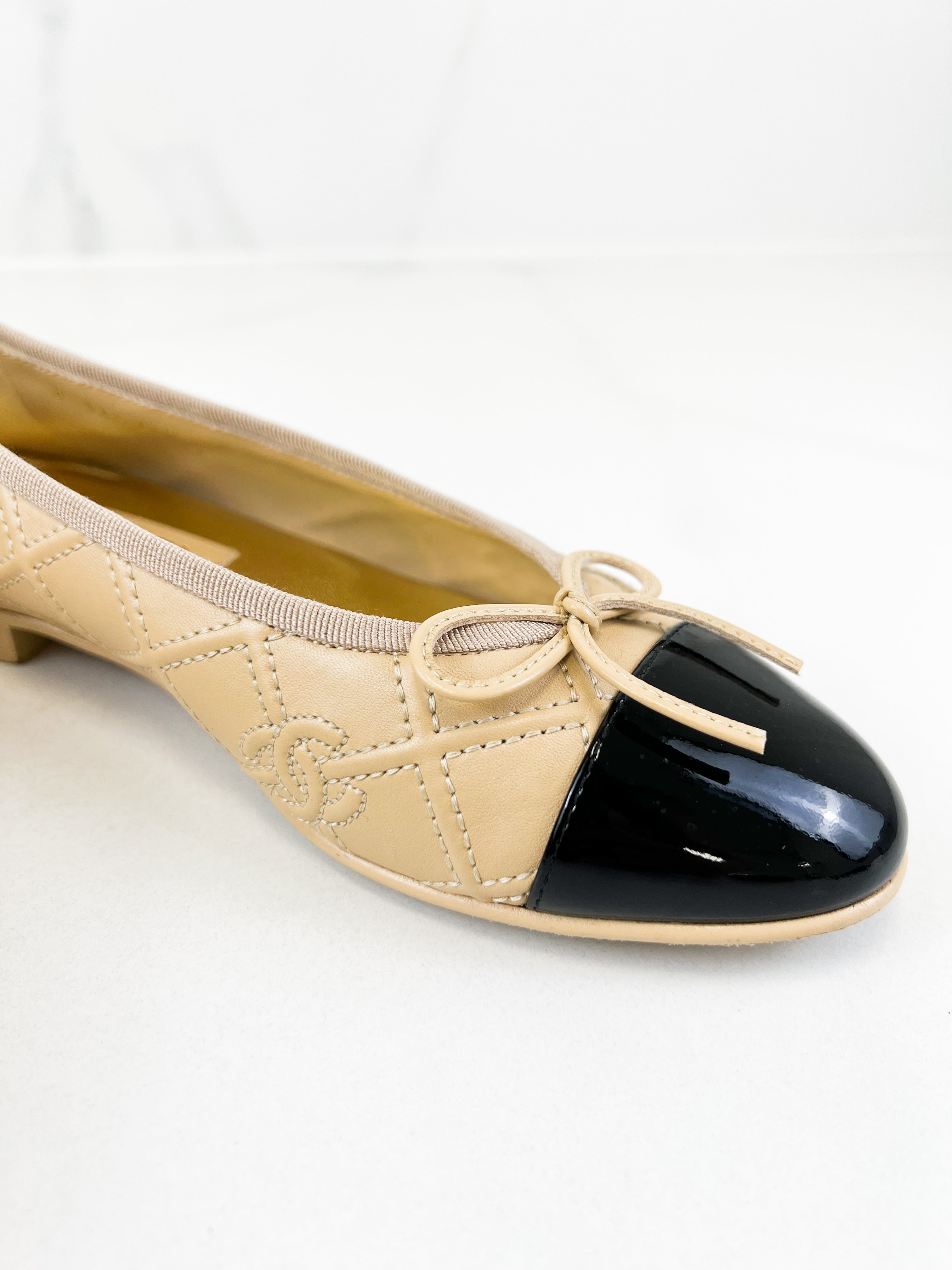 Chanel CC Lambskin & Patent Ballerina Flats Size 37.5