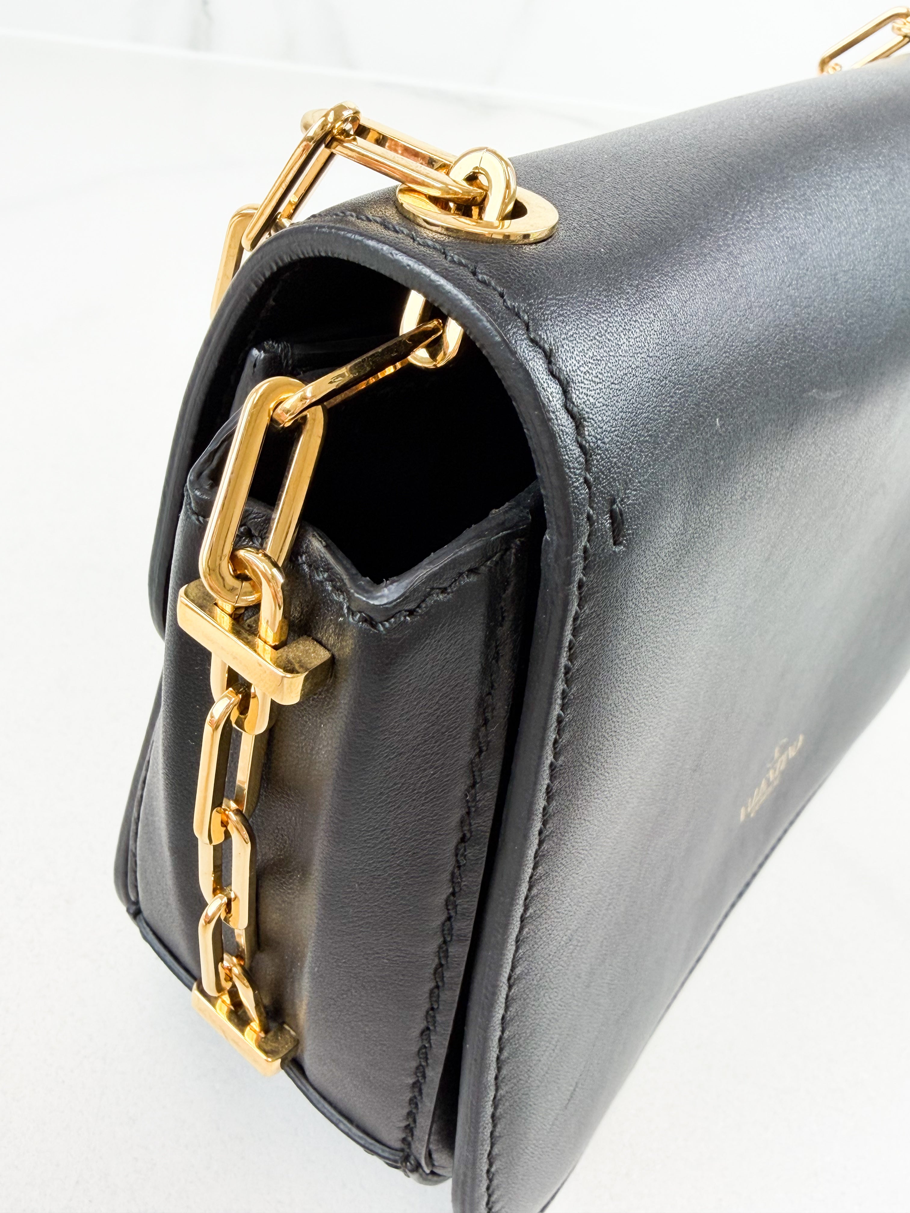 Valentino Garavani Chain Shoulder Bag