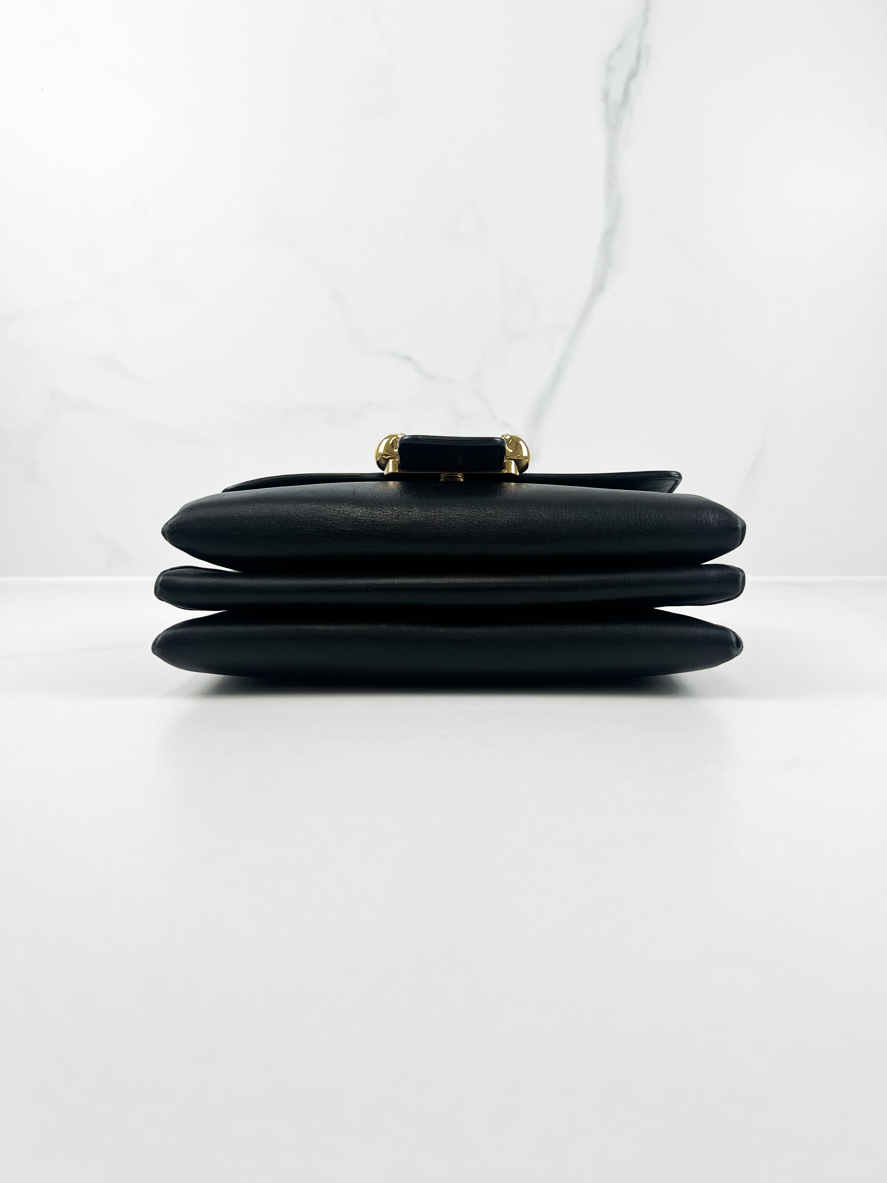 Alexander McQueen Twin Skull Crossbody Bag in Black