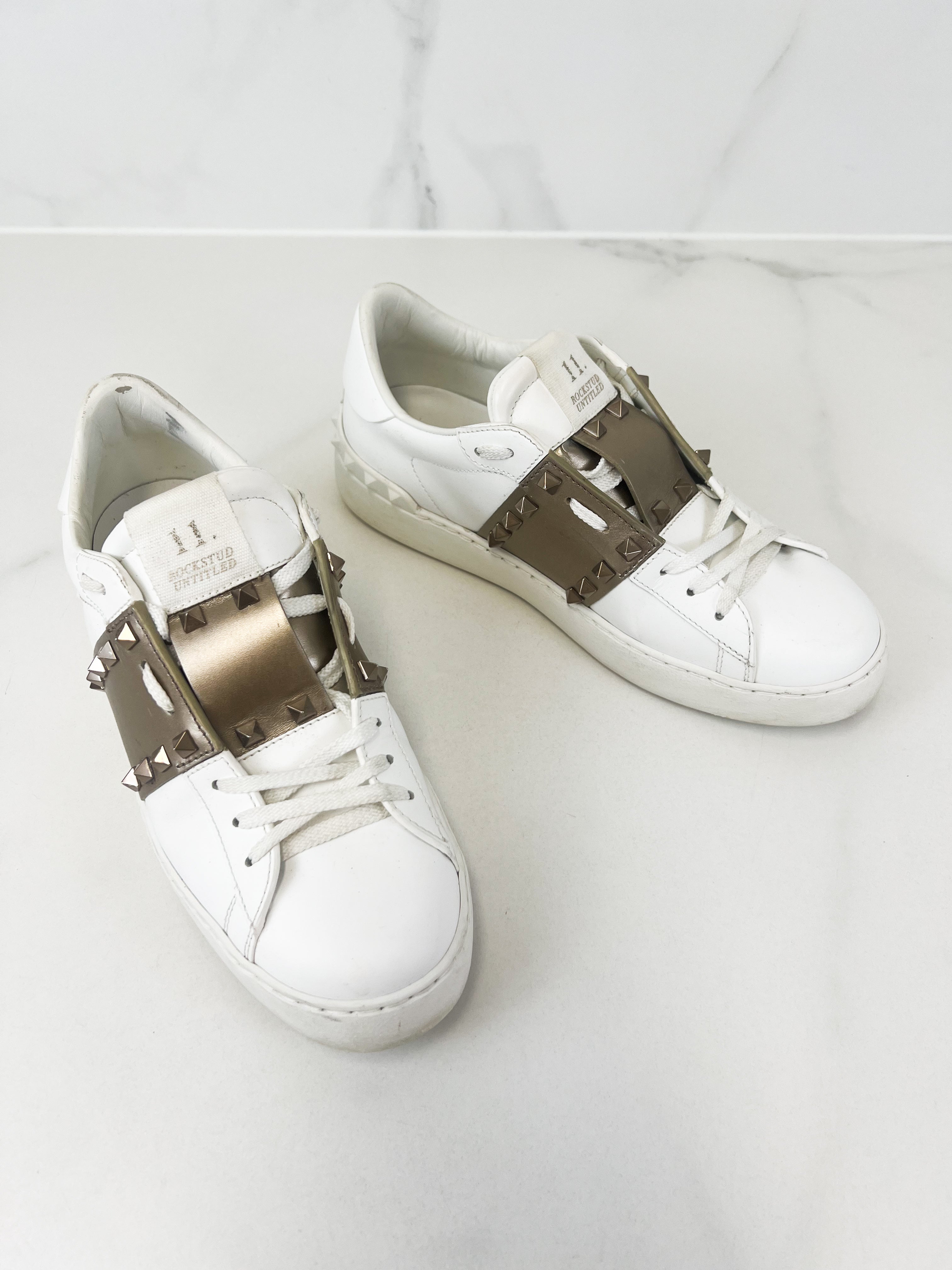 Valentino Garavani Rockstud Open Low-Top Sneaker Size 40.5