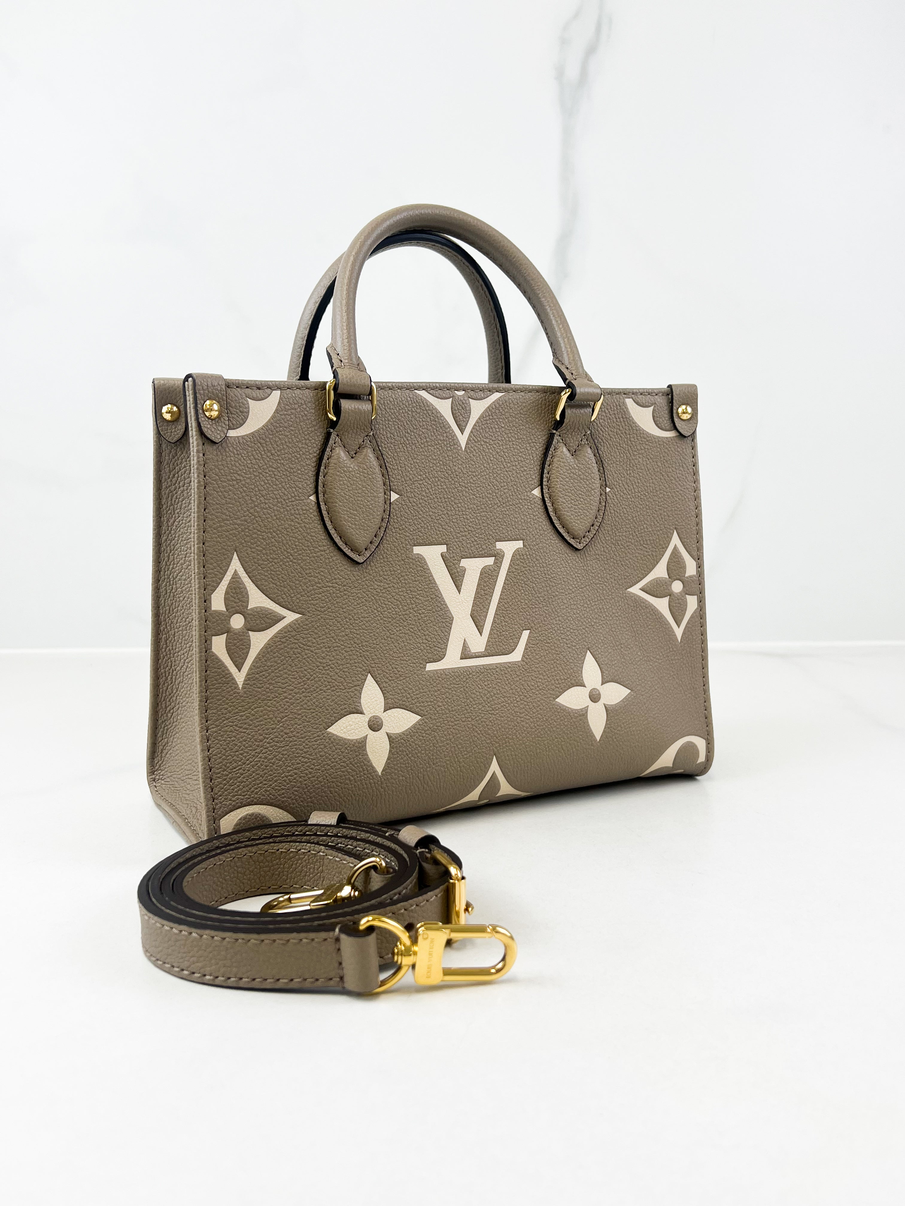 Louis Vuitton Onthego PM Tourterelle Crème