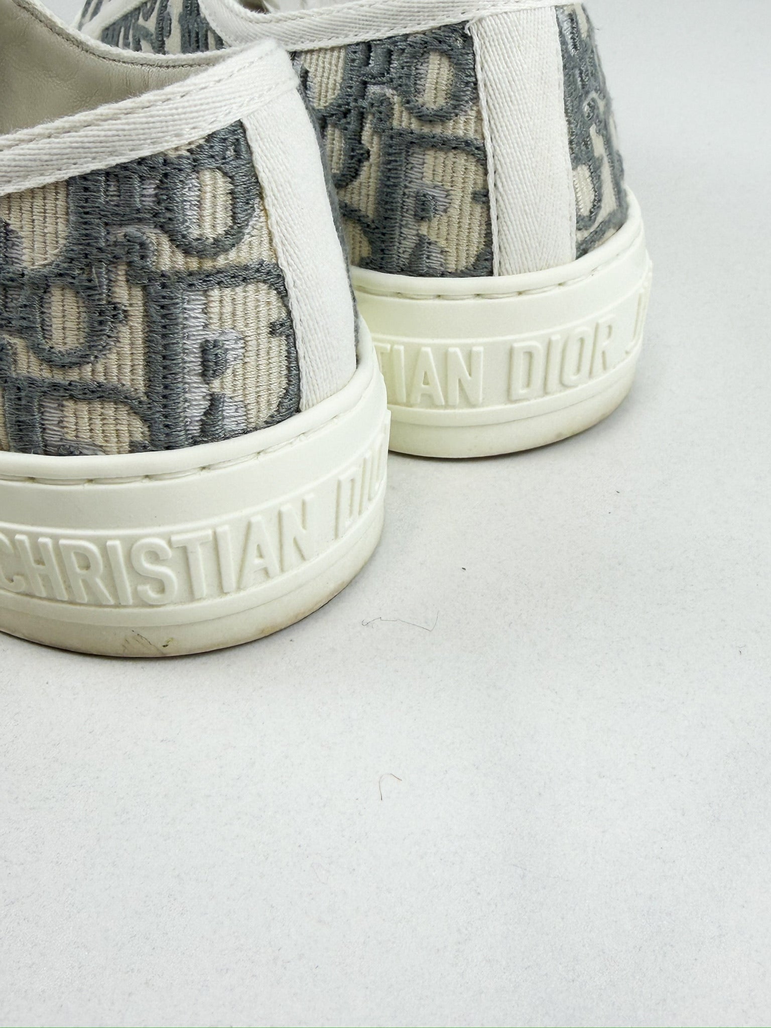 Christian Dior Walk'n'Dior Gray Dior Oblique Sneaker Size 35