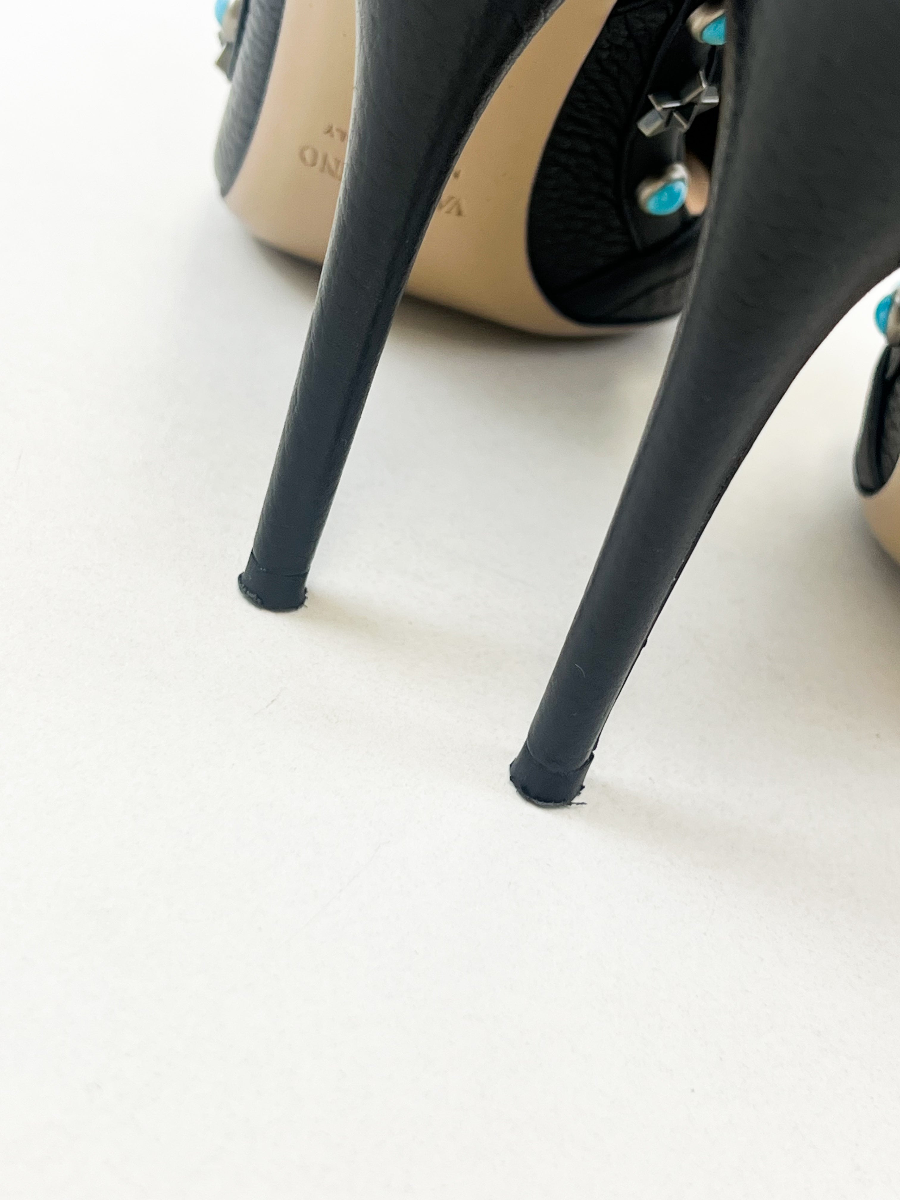 Valentino Black Caged Rockstud Pumps Size 39